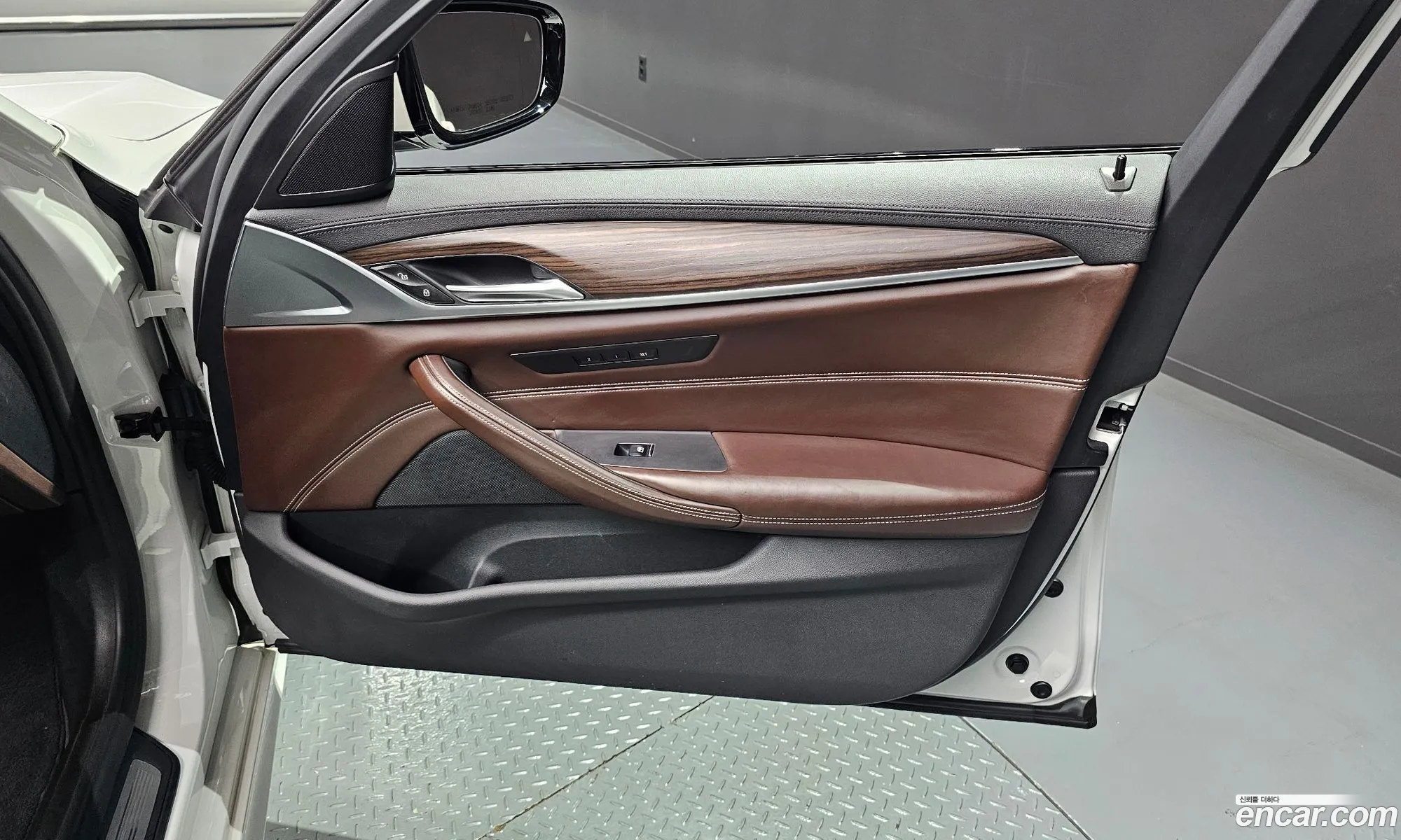 BMW 5 Series 2017 — 15