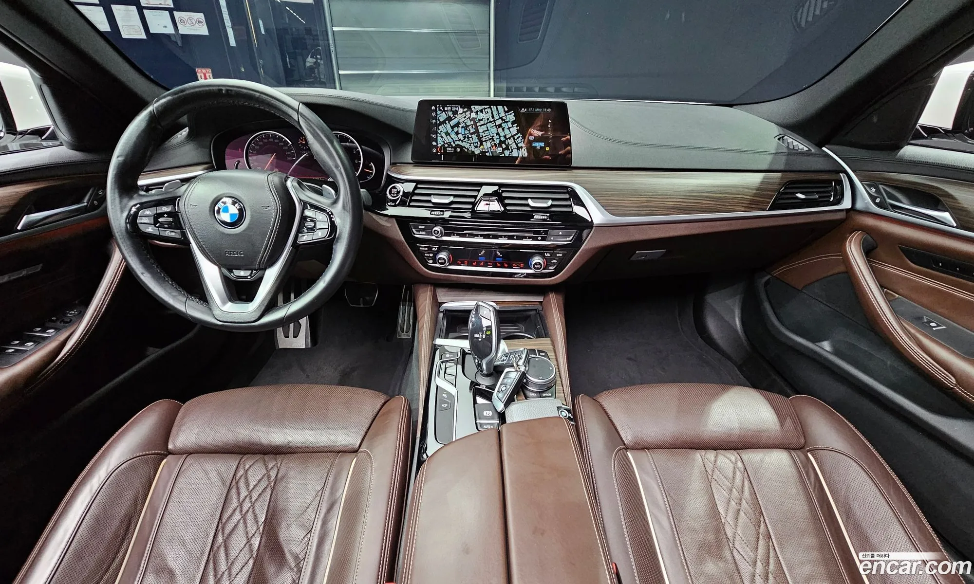 BMW 5 Series 2017 — 24
