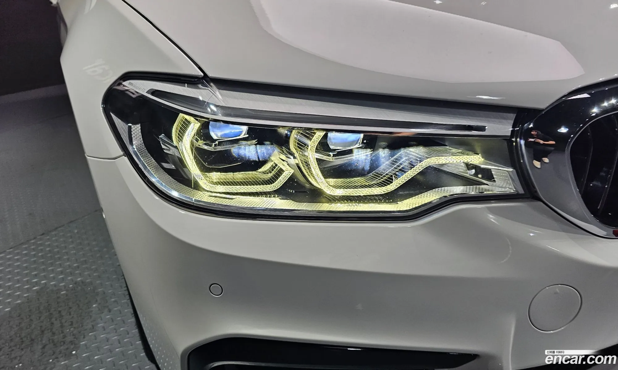 BMW 5 Series 2017 — 10