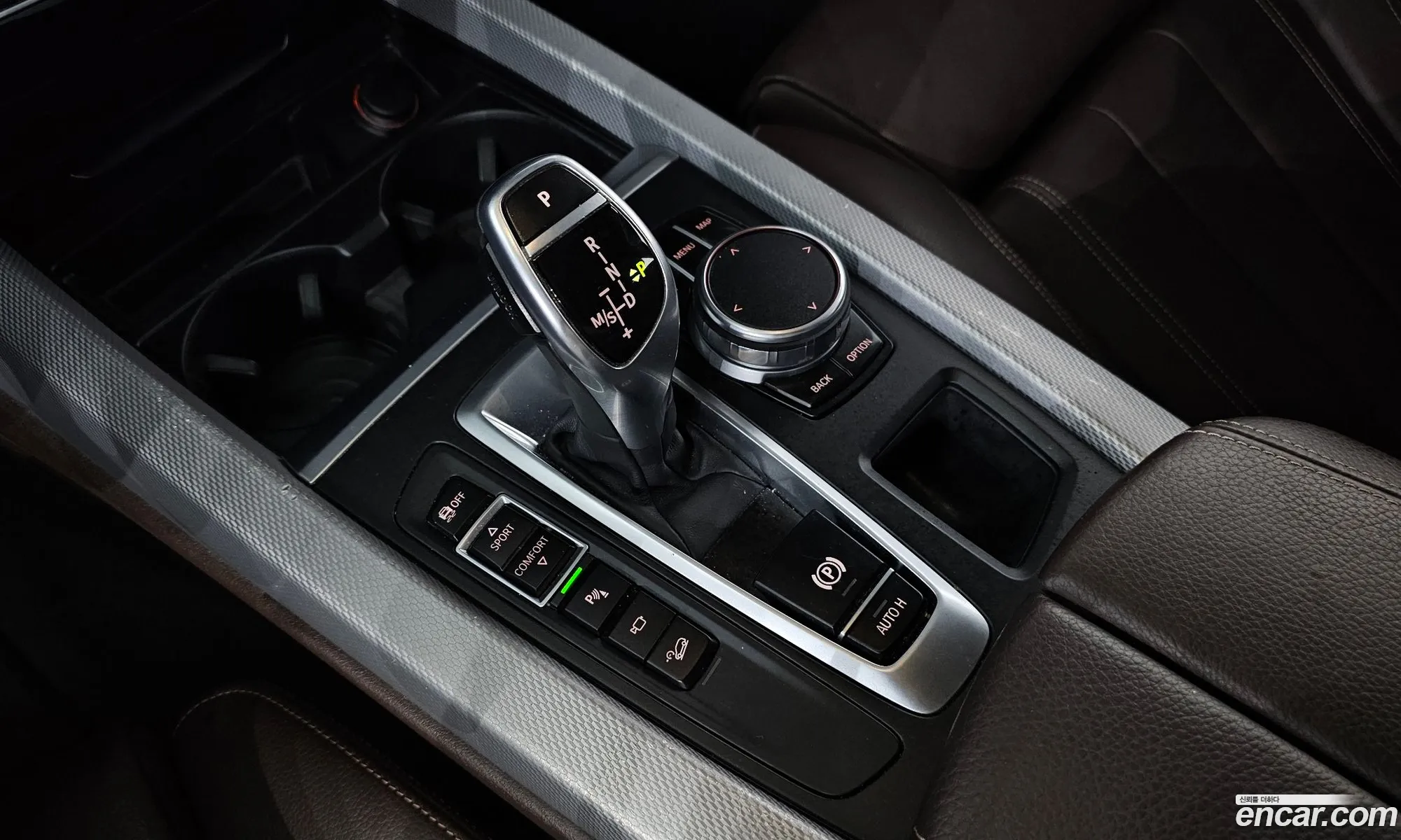 BMW X5 2018 WBAKS4105J0Y70396 — 18