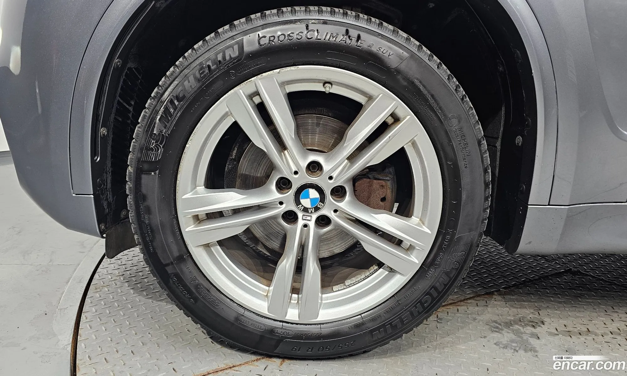 BMW X5 2018 WBAKS4105J0Y70396 — 12