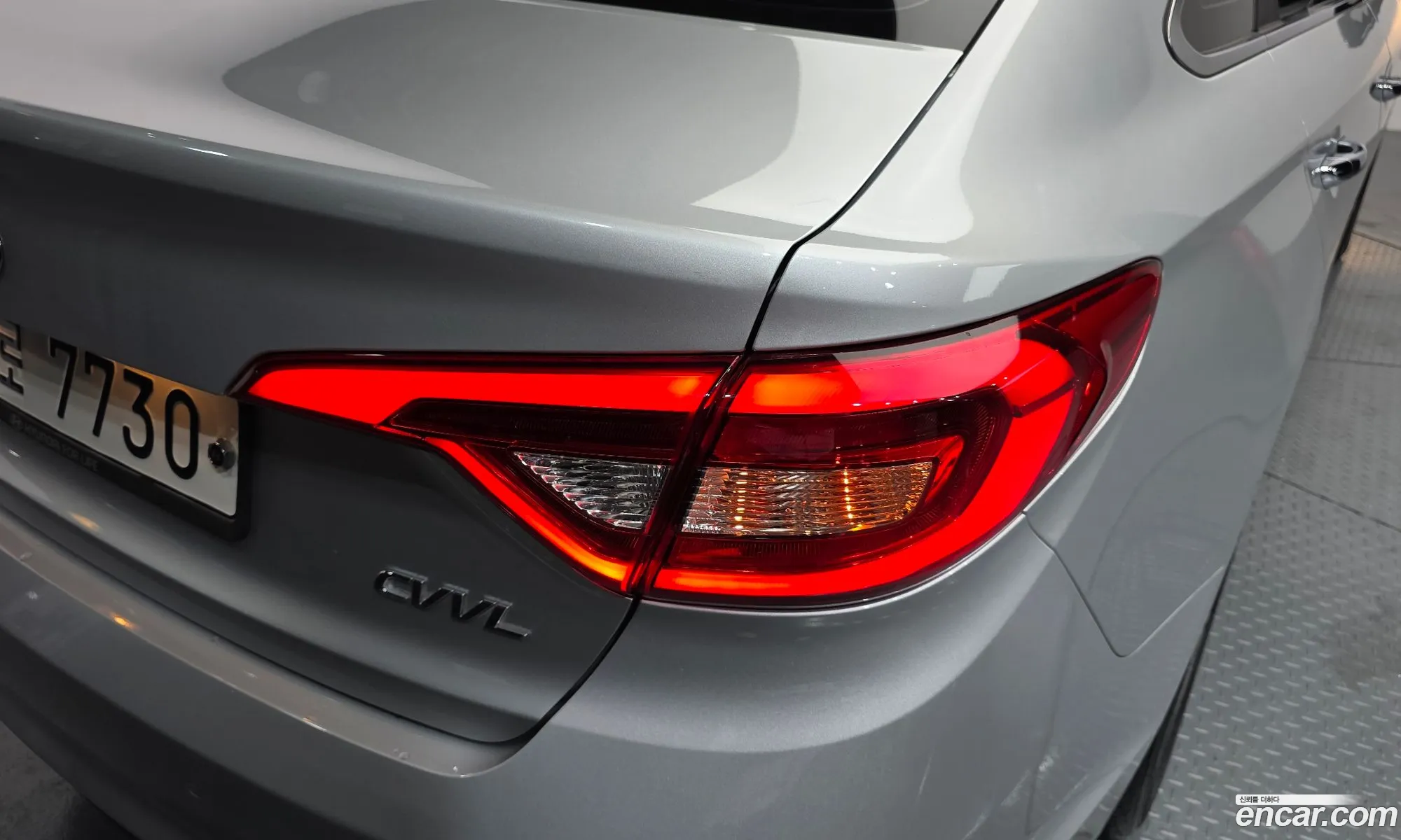 Hyundai LF Sonata 2014 — 21