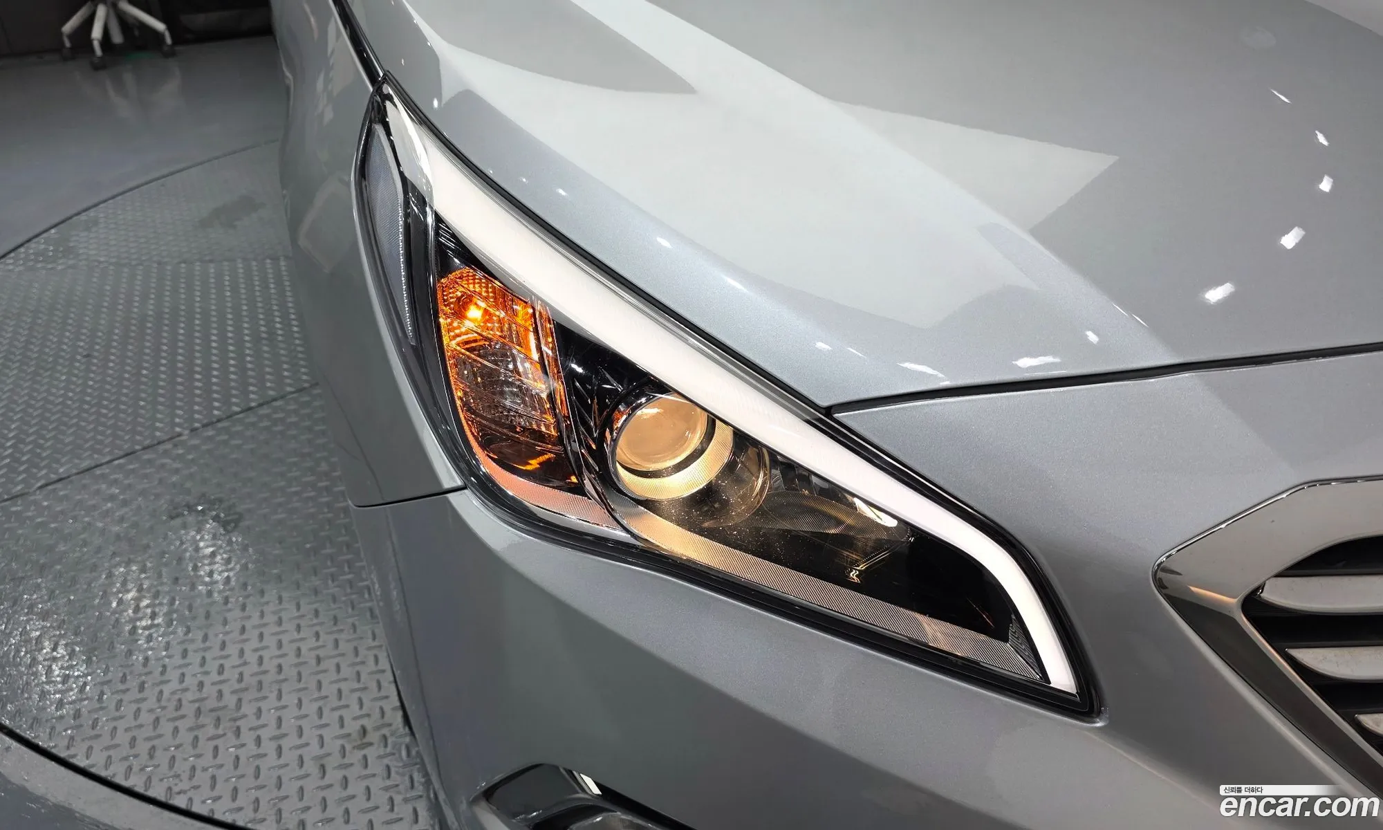 Hyundai LF Sonata 2014 — 28