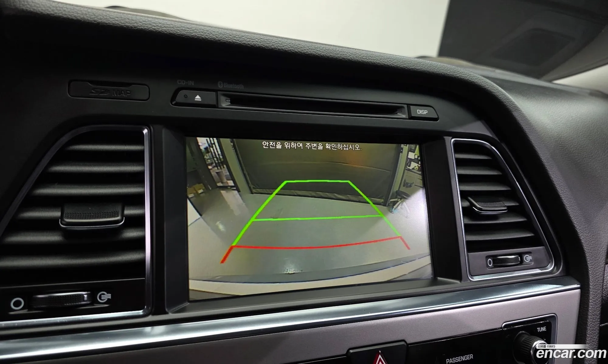 Hyundai LF Sonata 2014 — 15