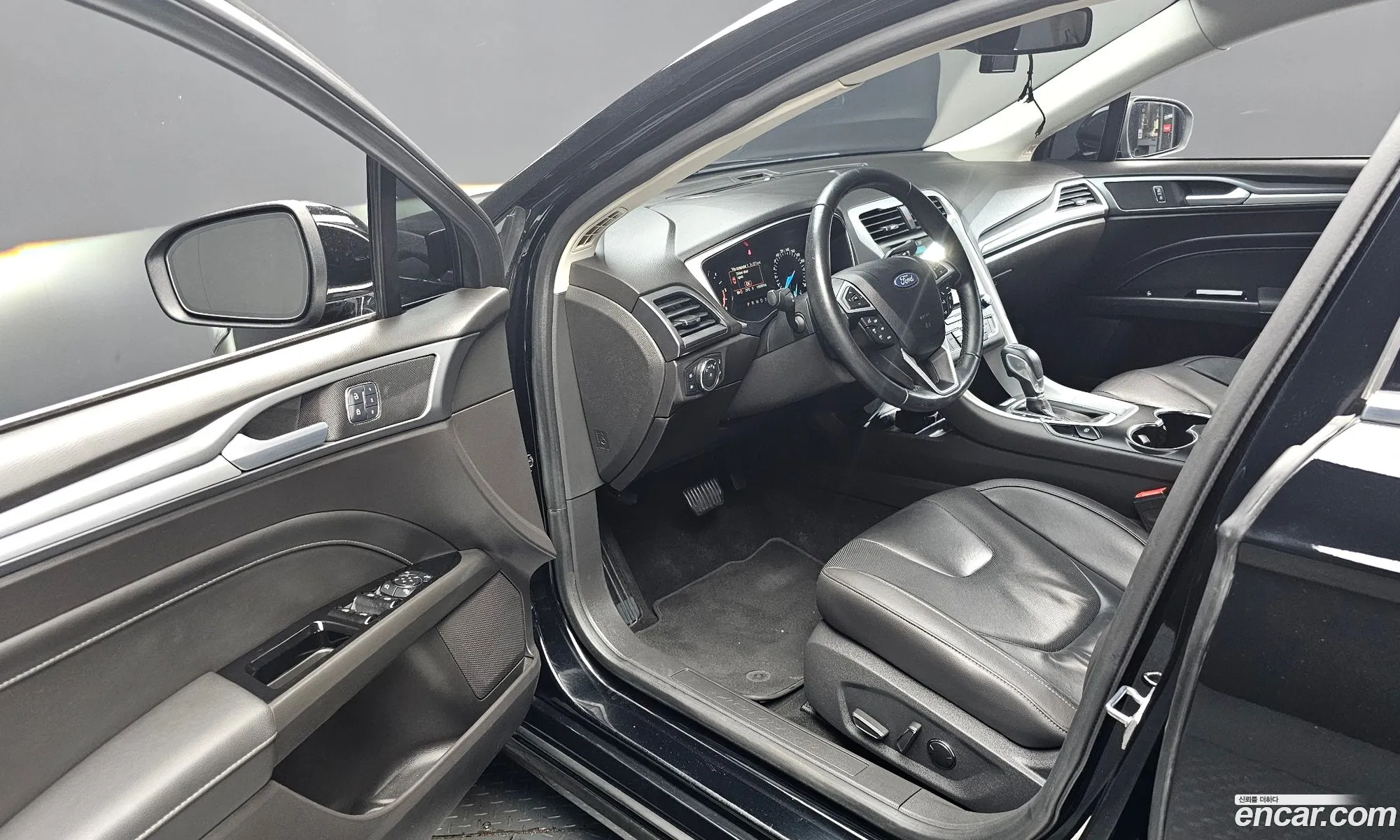 Ford Mondeo 2017 WF0DXXWP — 12