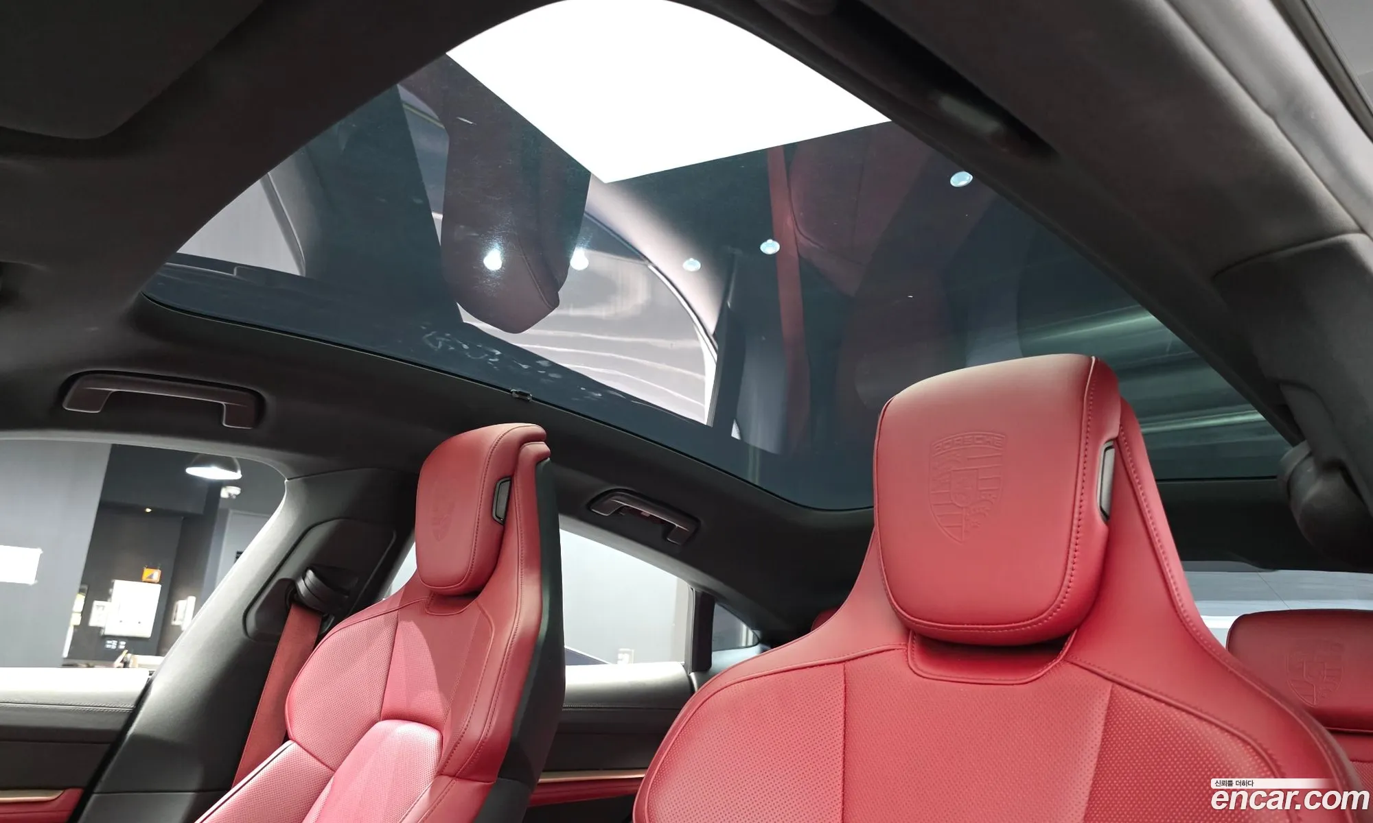 Porsche Taycan 2022 — 23