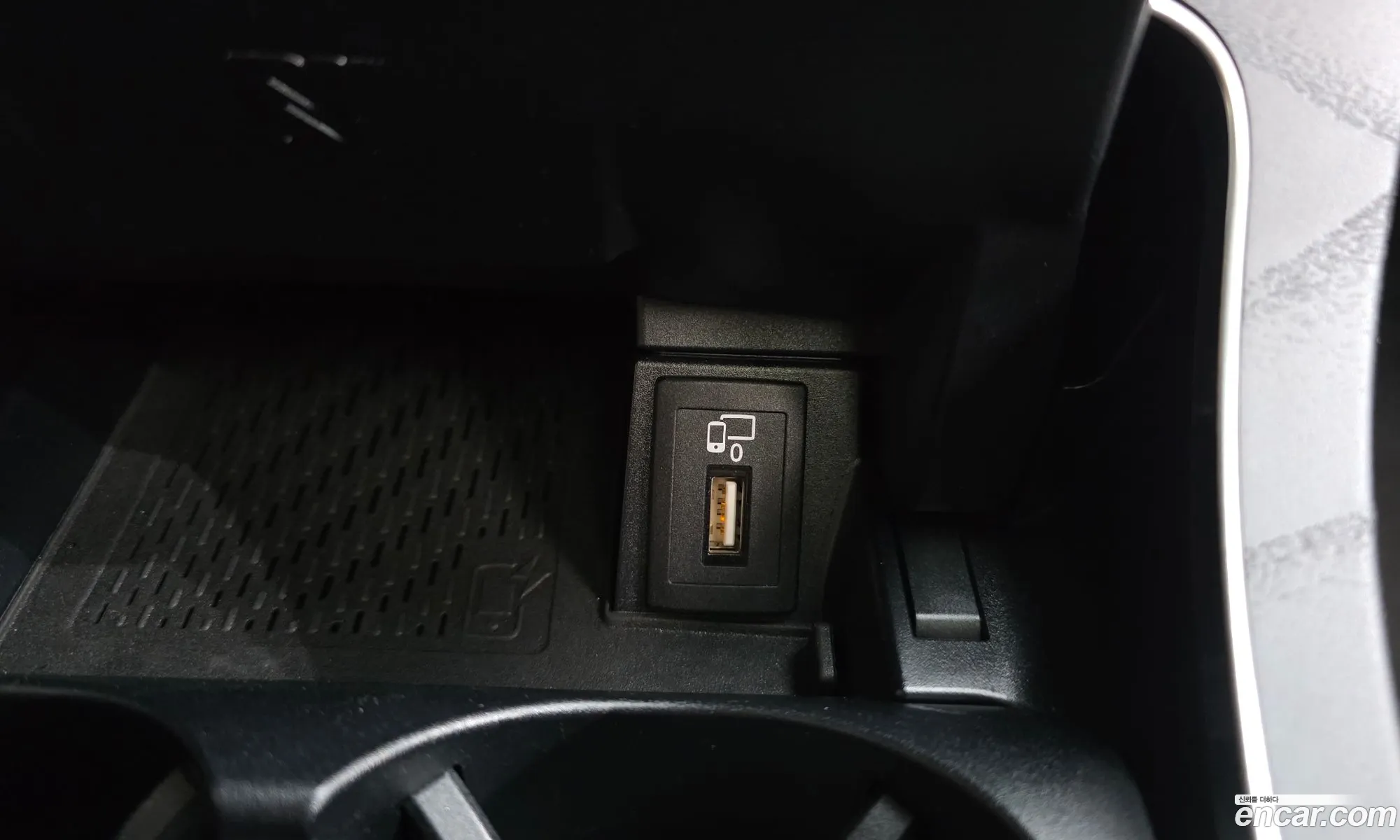 Mercedes-Benz C-Class W205 2019 — 27