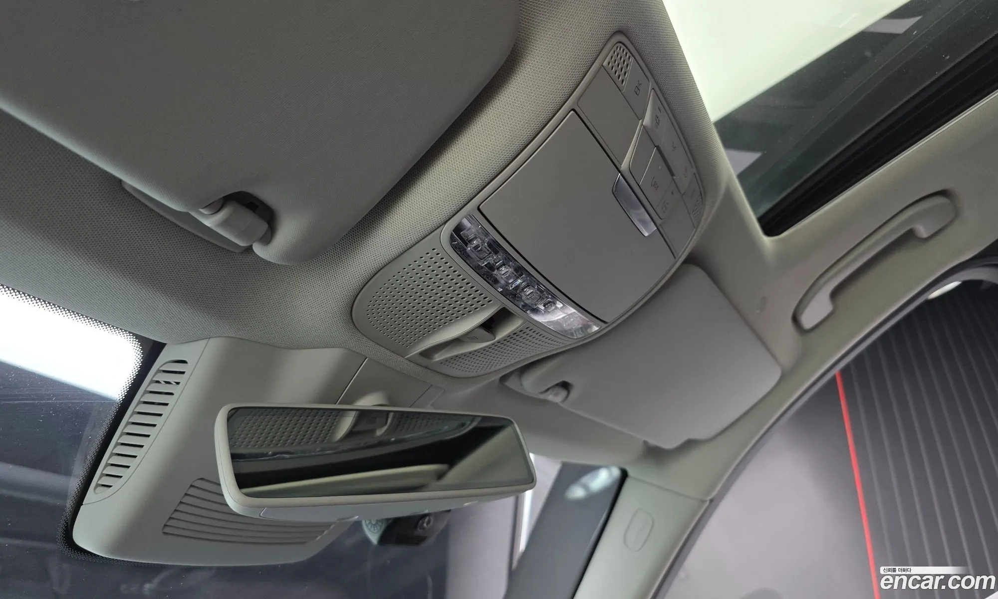 Mercedes-Benz C-Class W205 2019 — 14