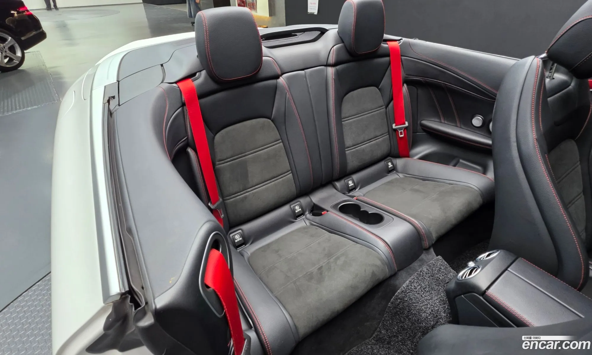 Mercedes-Benz C-Class W205 2018 — 12