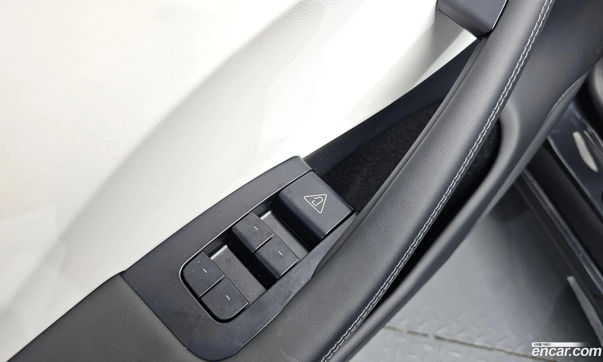 Tesla Model 3 2025 LRW3E7FS0SC610592 — 11
