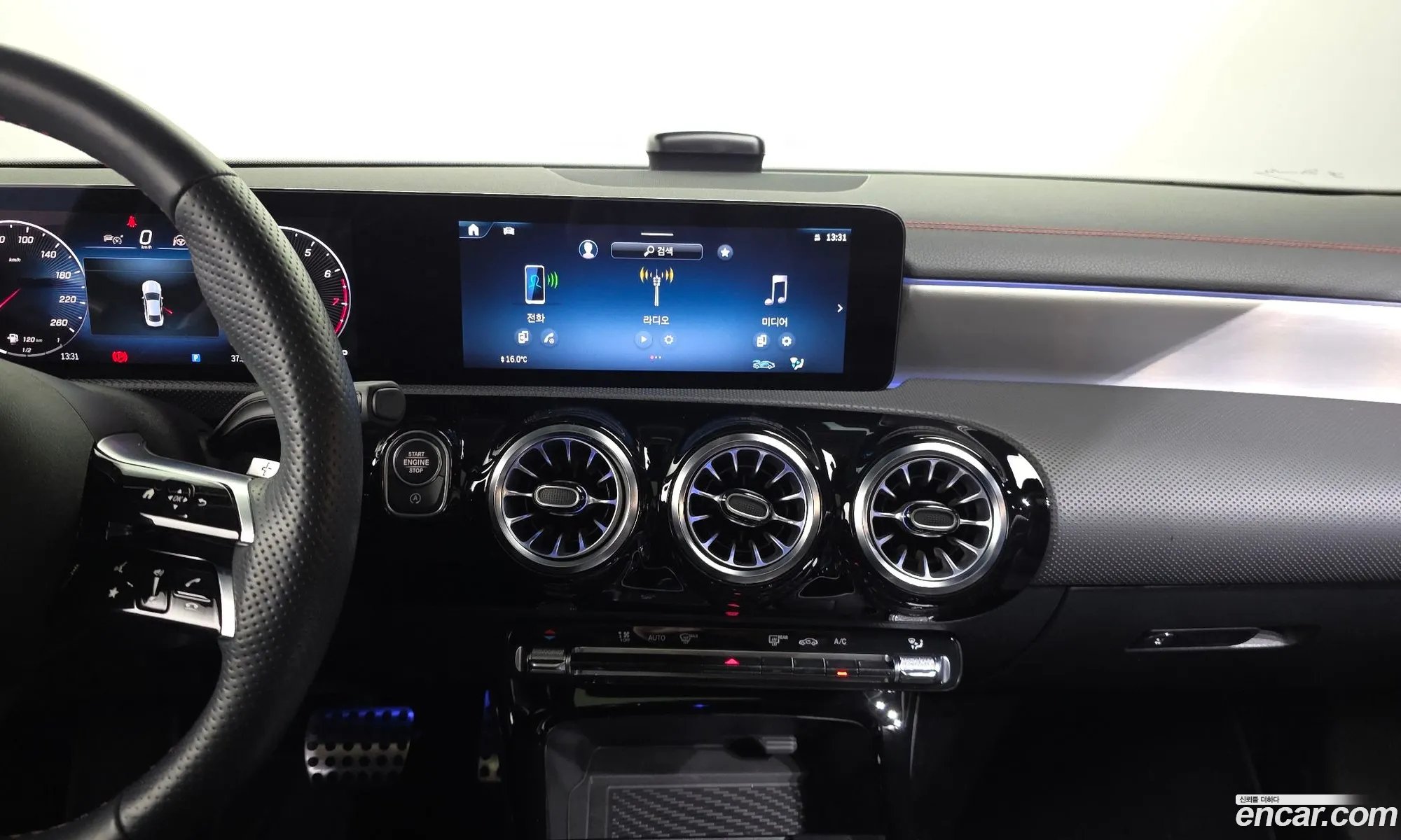 Mercedes-Benz CLA-Class C118 2024 — 18