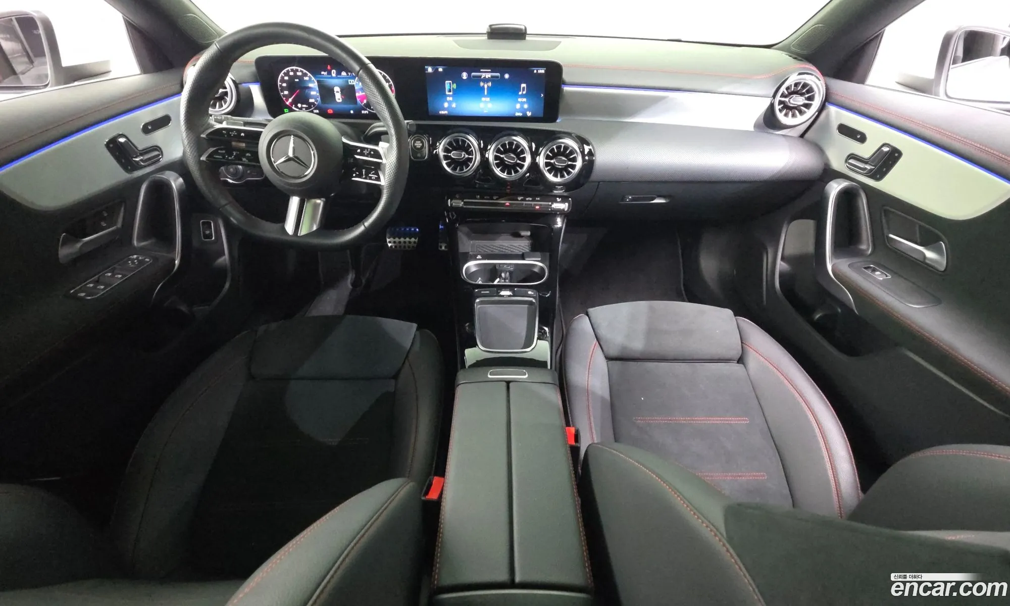 Mercedes-Benz CLA-Class C118 2024 — 2