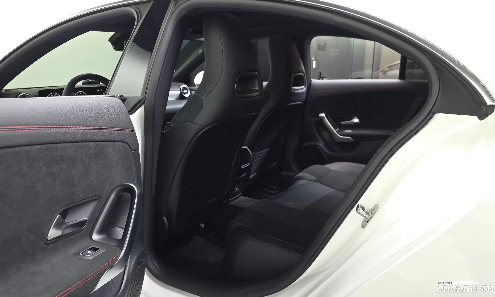 Mercedes-Benz CLA-Class C118 2024 — 26