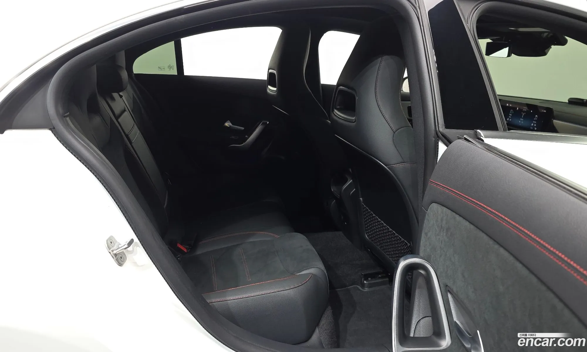 Mercedes-Benz CLA-Class C118 2024 — 24