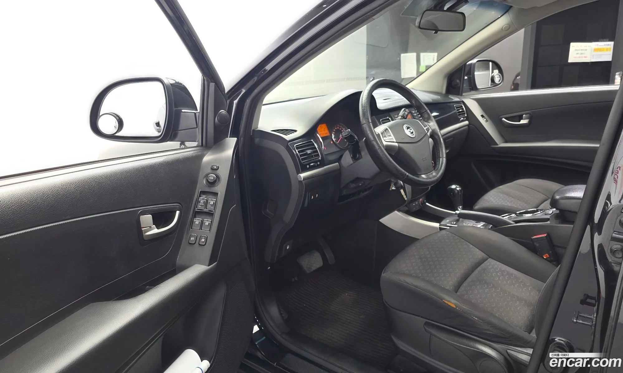 KG Mobility (SsangYong) Korando C 2012 — 16