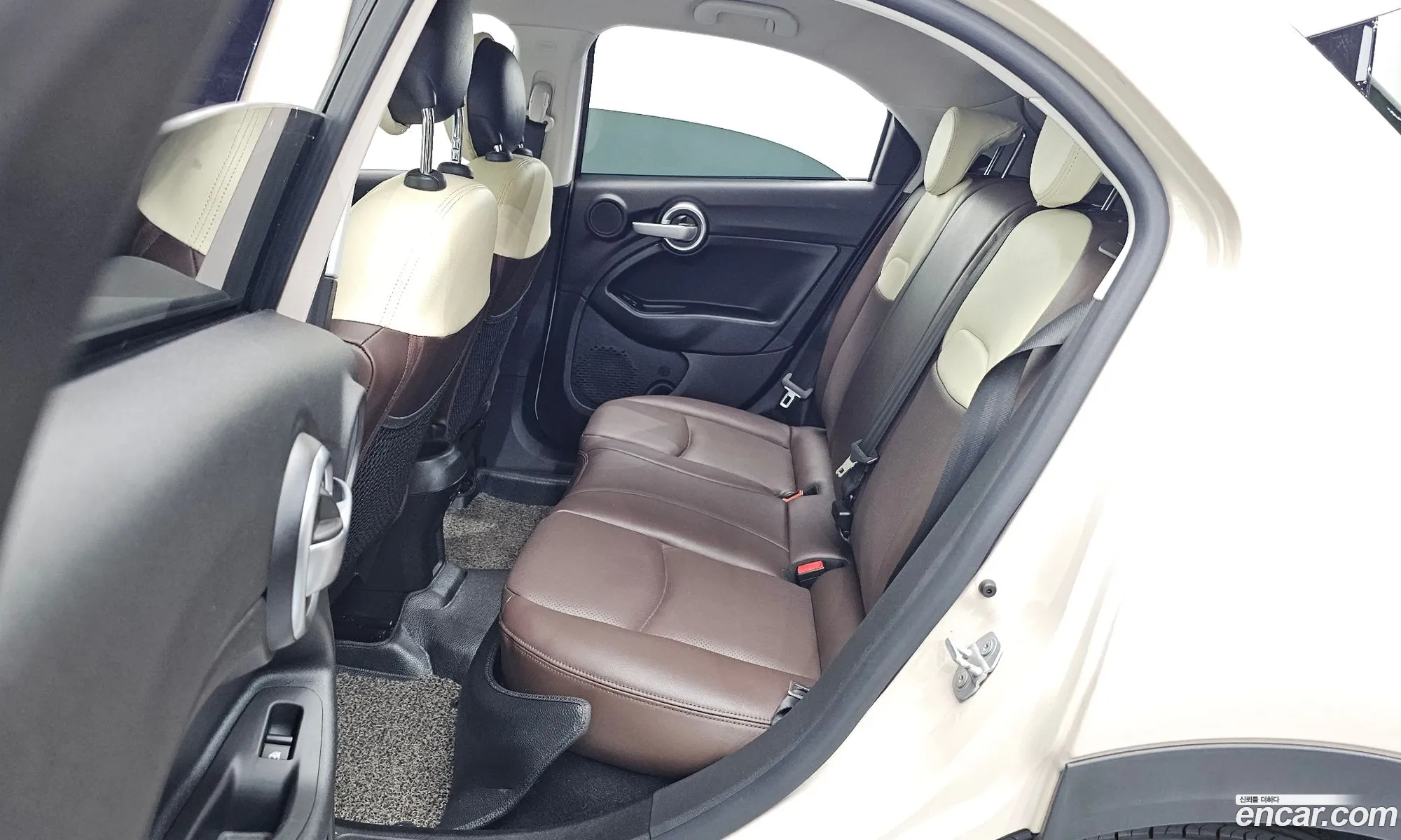 Fiat 500X 2016 ZFA334000GP454088 — 13
