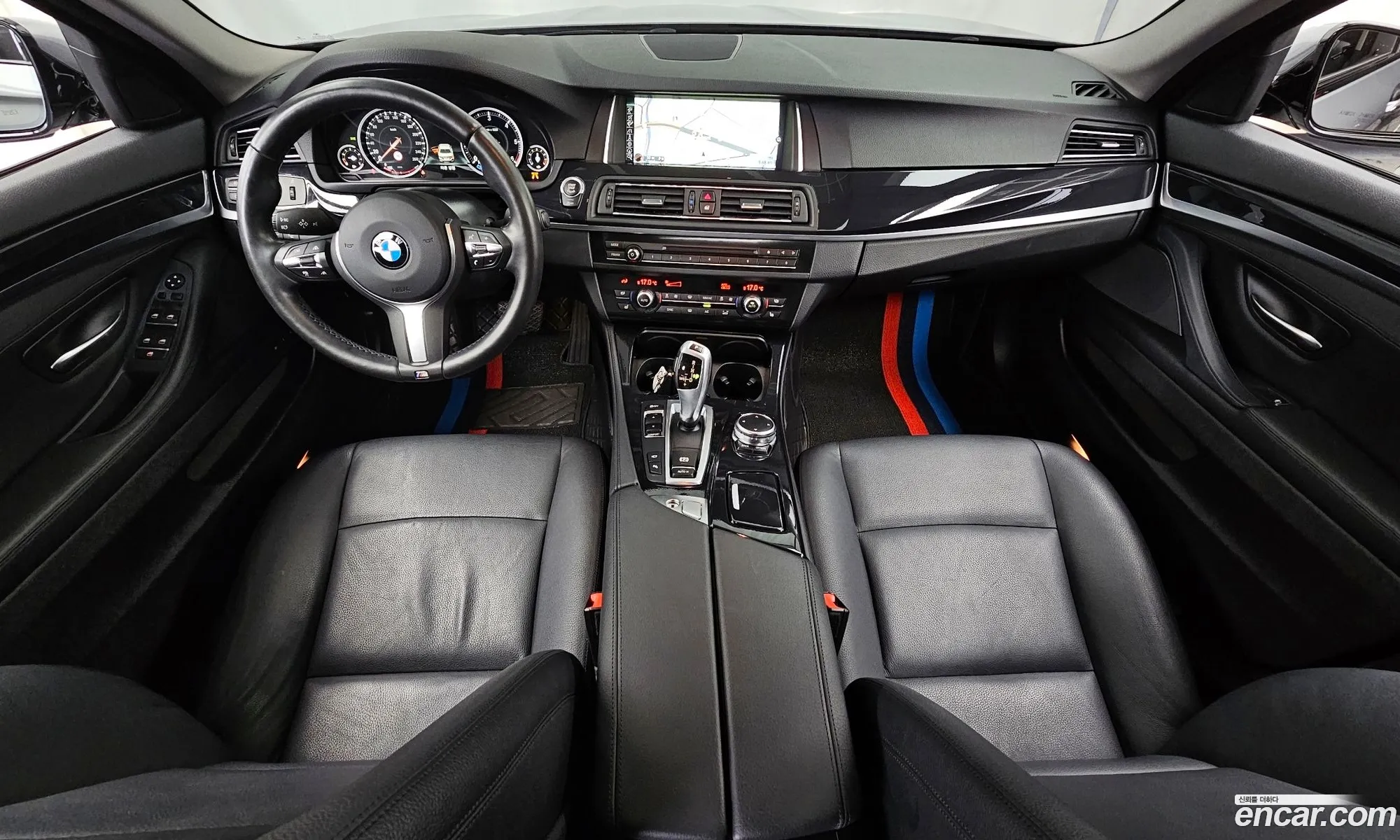 BMW 5 Series 2016 WBA5E5105GG201958 — 19
