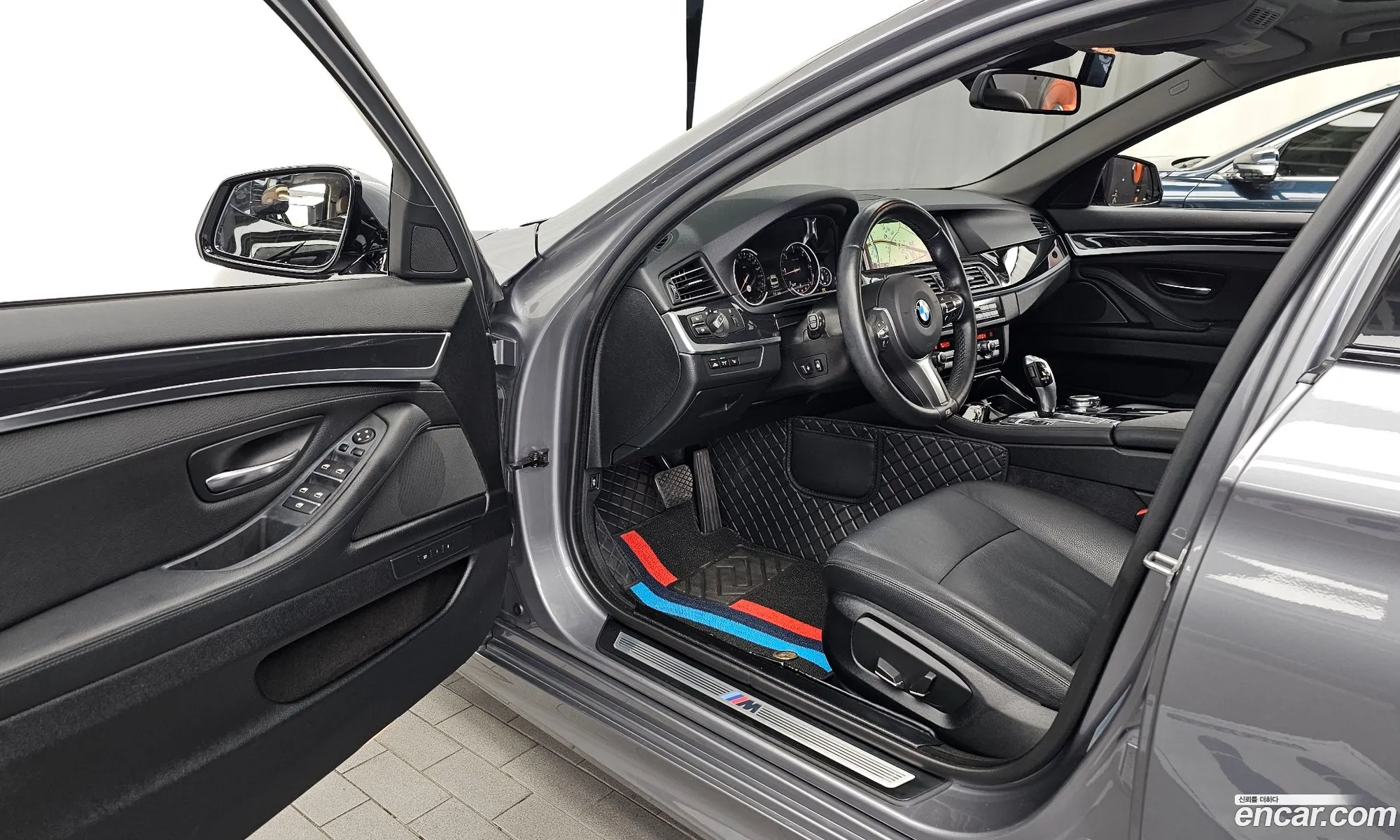 BMW 5 Series 2016 WBA5E5105GG201958 — 8