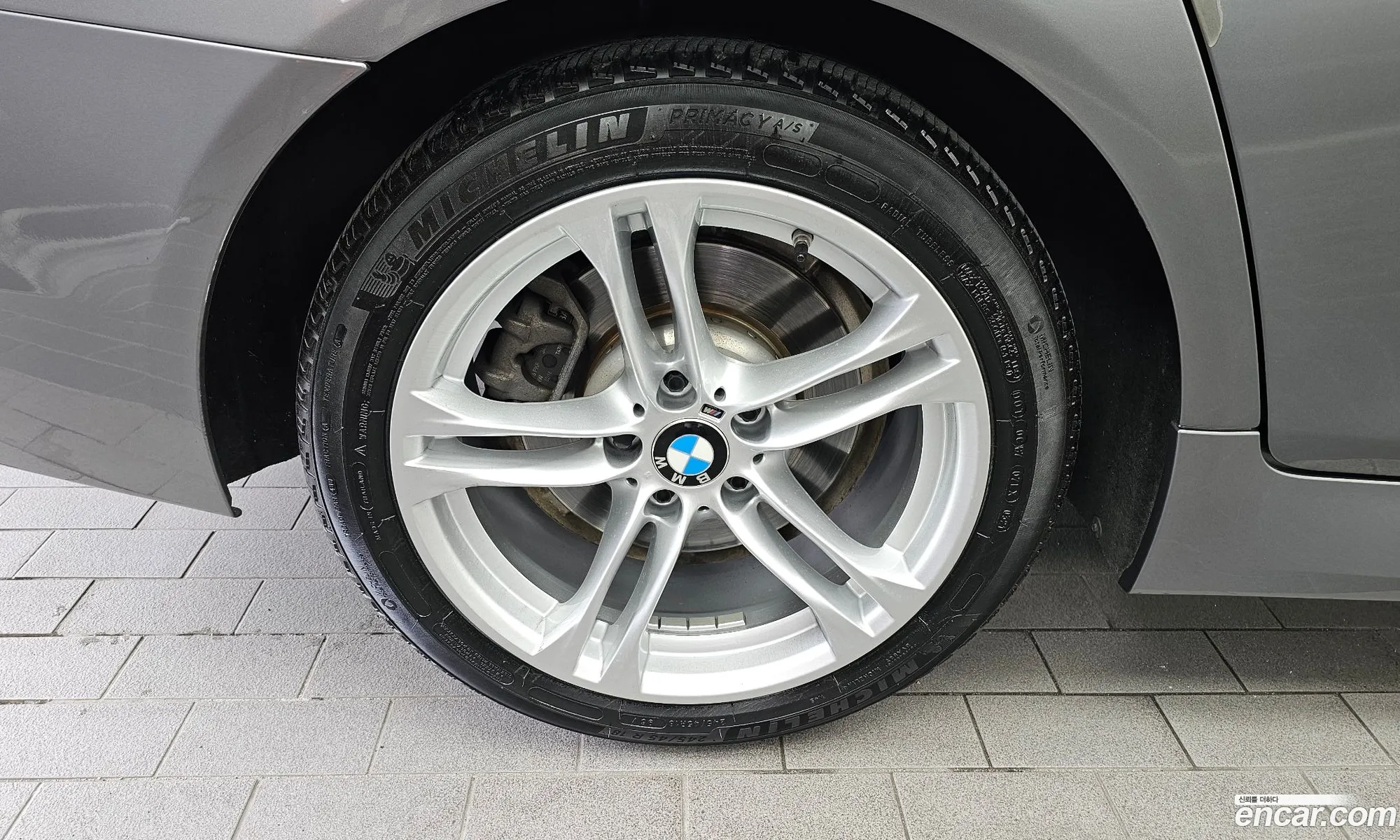BMW 5 Series 2016 WBA5E5105GG201958 — 6