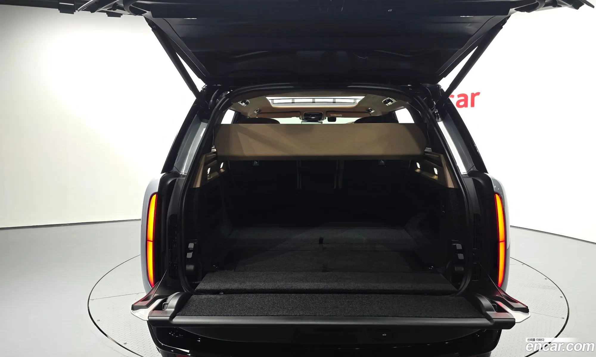 Land Rover Range Rover 2025 SALKABB90SA324732 — 3