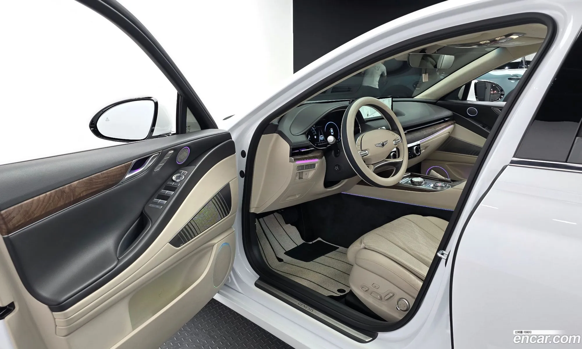 Genesis G80 2023 — 13