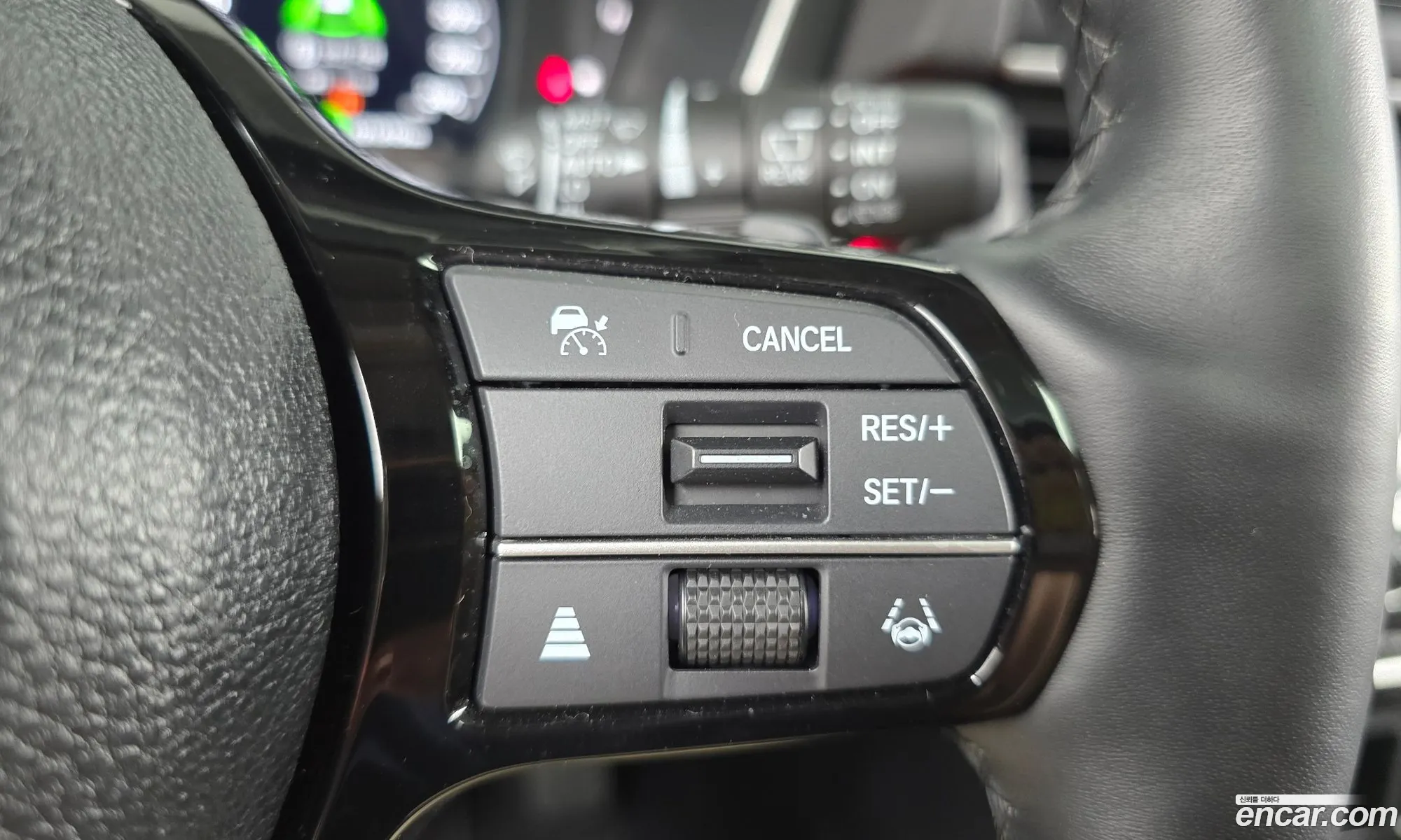 Honda Pilot 2023 5KBYG1880PB300054 — 22