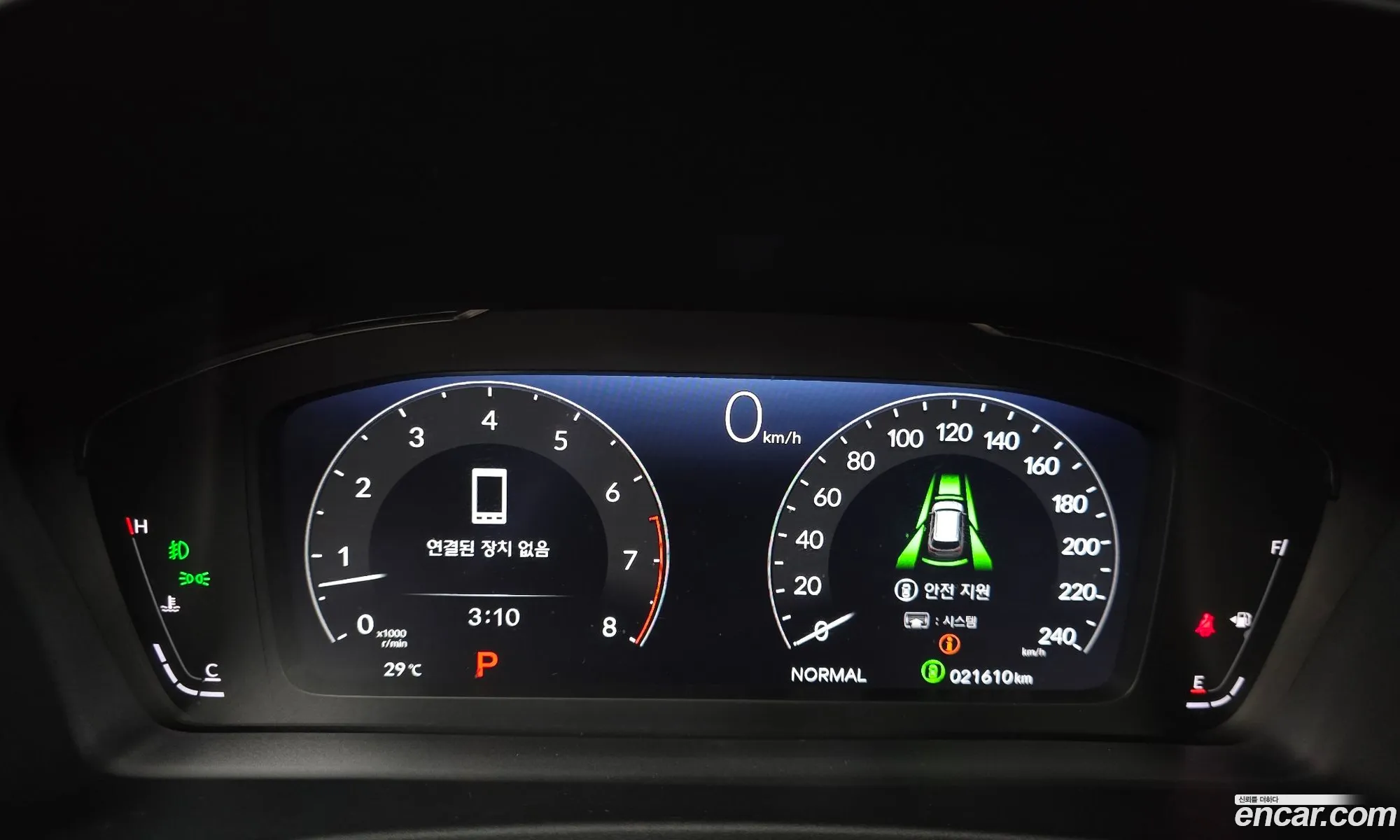 Honda Pilot 2023 5KBYG1880PB300054 — 30