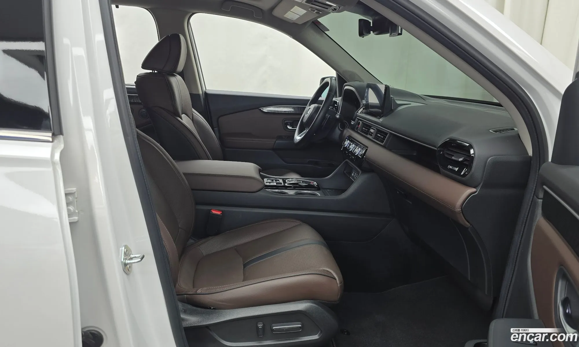 Honda Pilot 2023 5KBYG1880PB300054 — 9