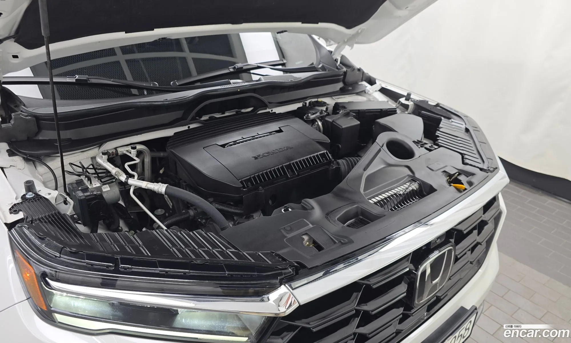 Honda Pilot 2023 5KBYG1880PB300054 — 19