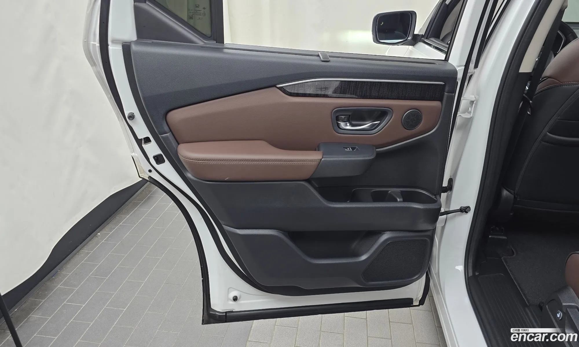Honda Pilot 2023 5KBYG1880PB300054 — 11
