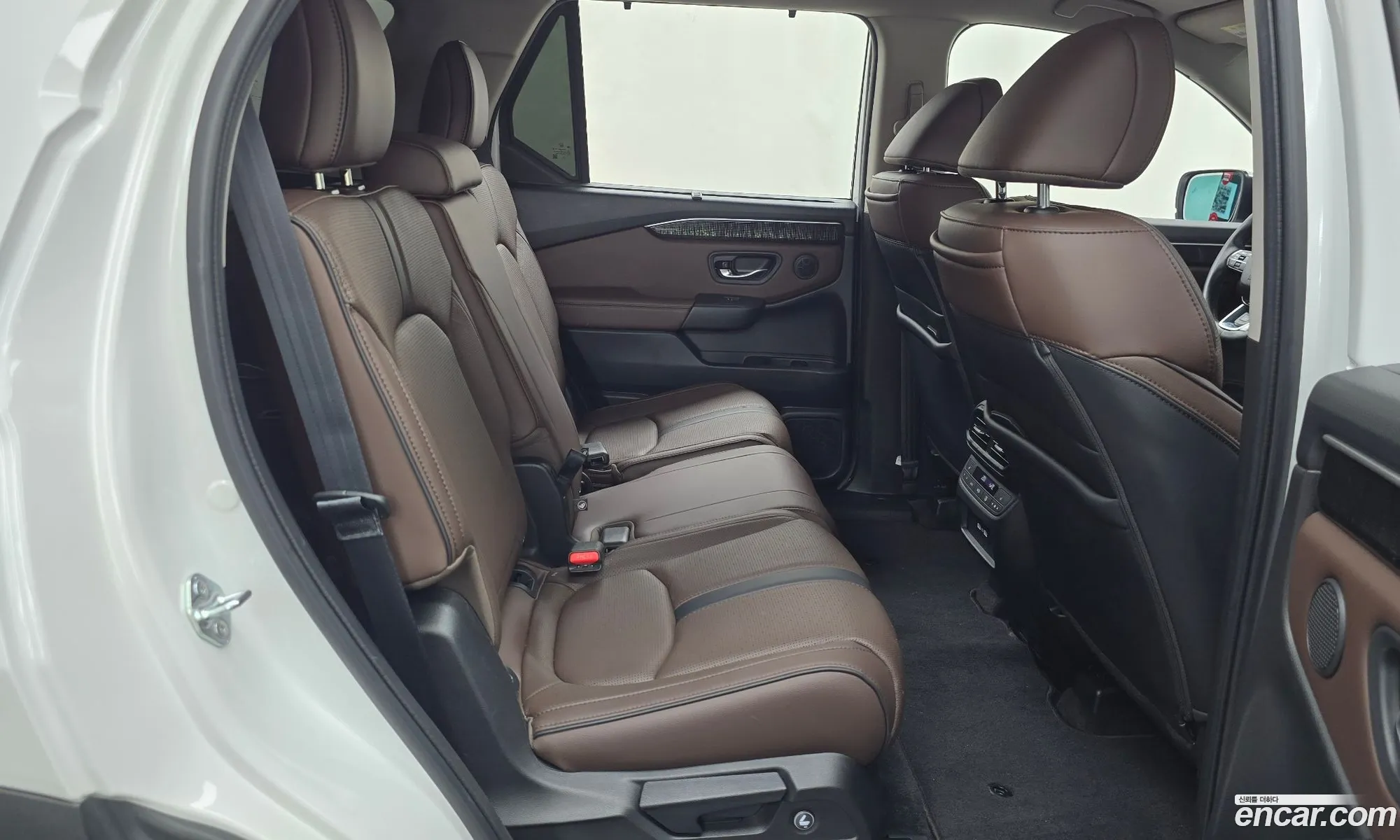 Honda Pilot 2023 5KBYG1880PB300054 — 8