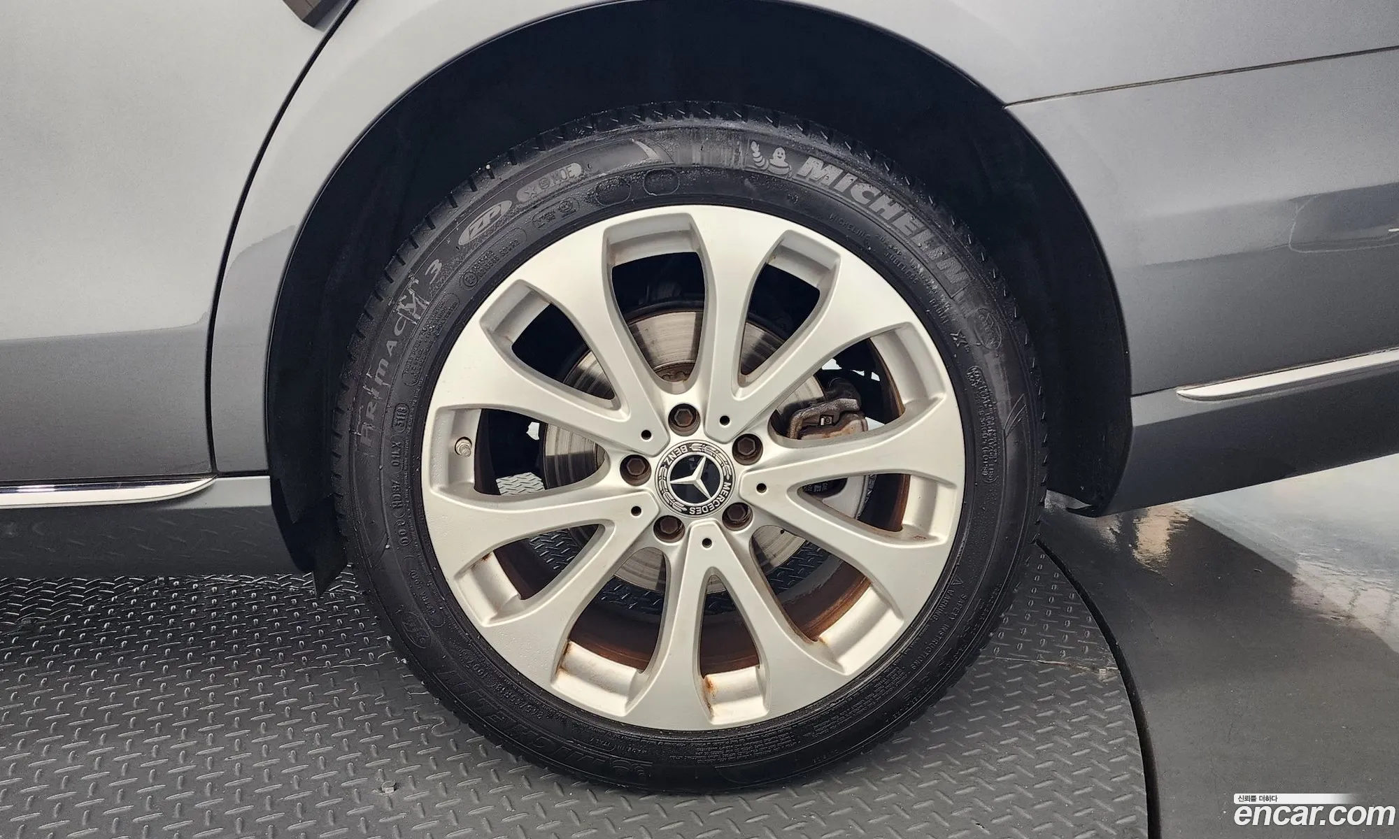 Mercedes-Benz E-Class W213 2019 WDDZF4KB0KA585323 — 22