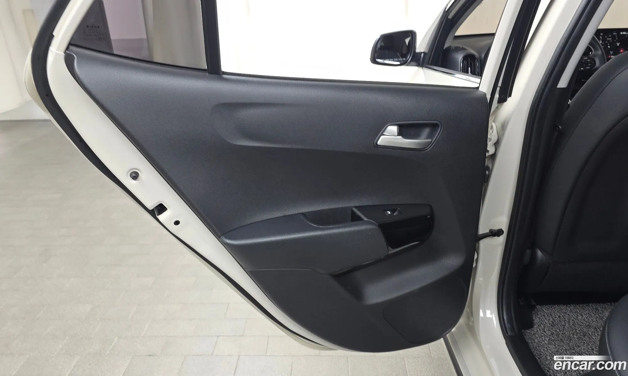 Kia Morning Urban 2023 — 8