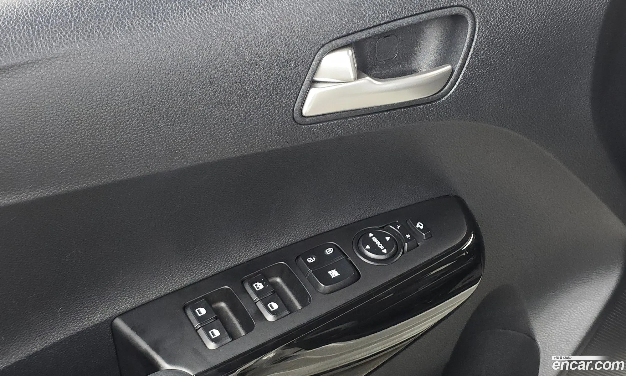 Kia Morning Urban 2023 — 24