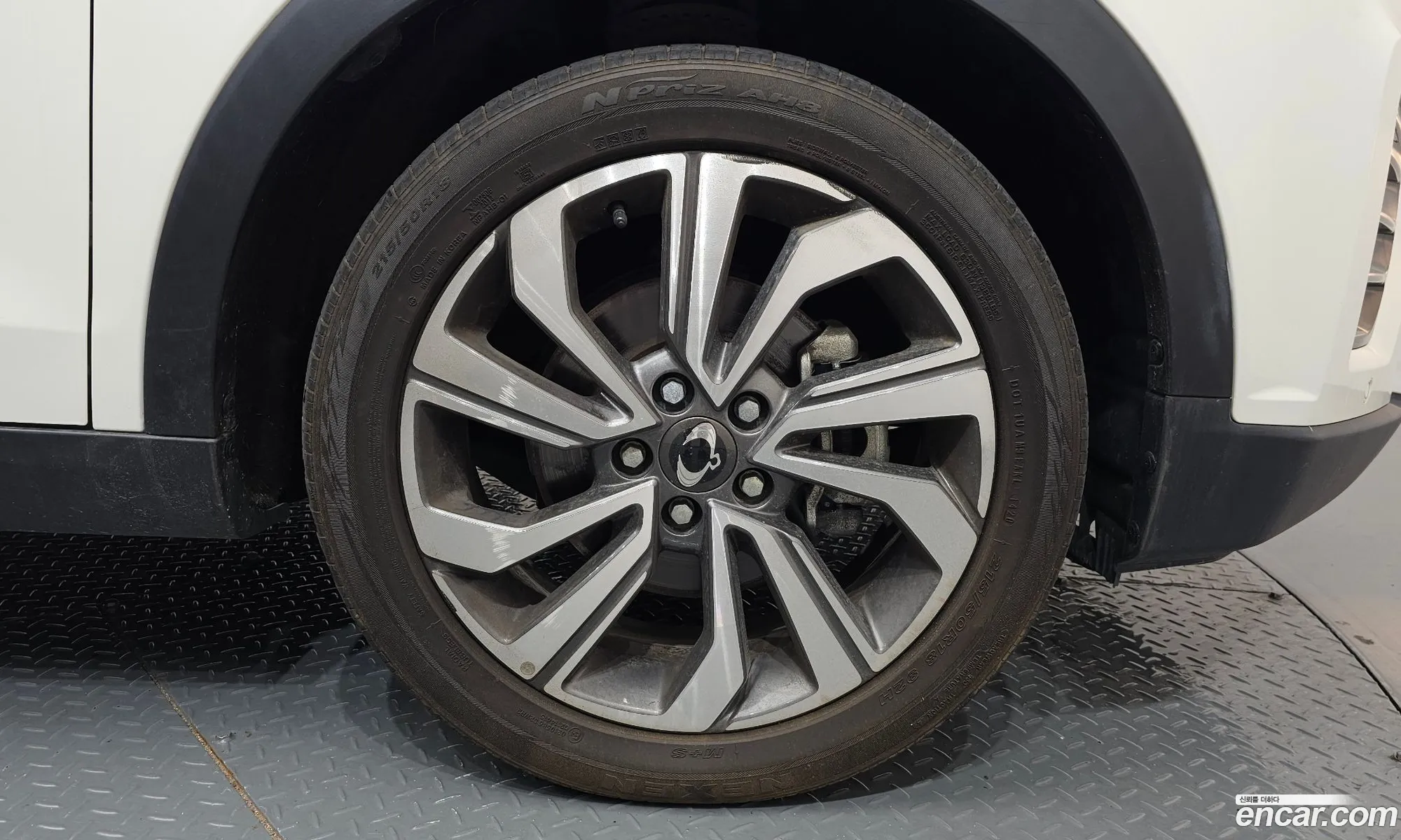 KG Mobility (SsangYong) Tivoli 2020 — 14