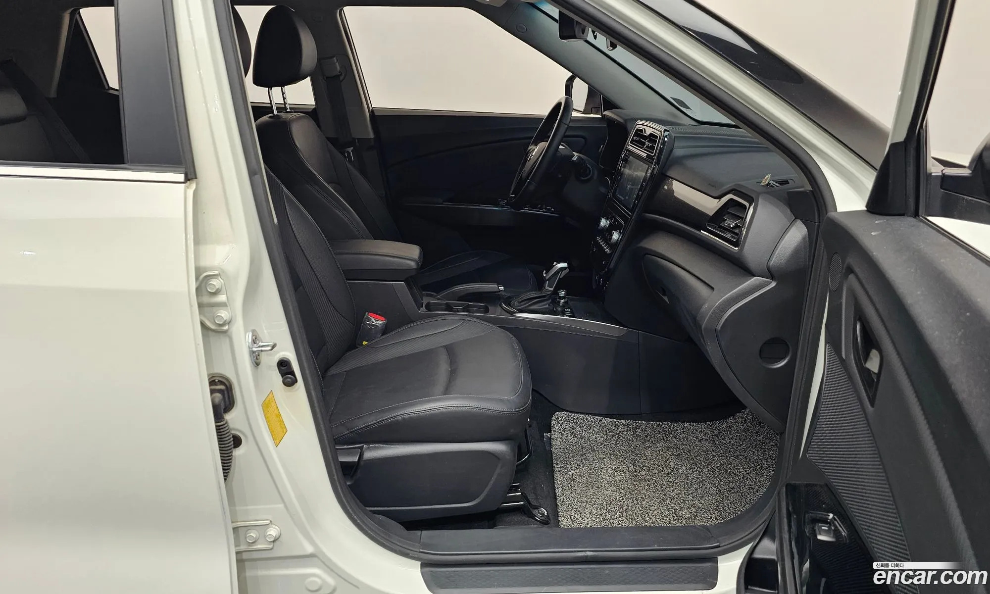 KG Mobility (SsangYong) Tivoli 2020 — 23