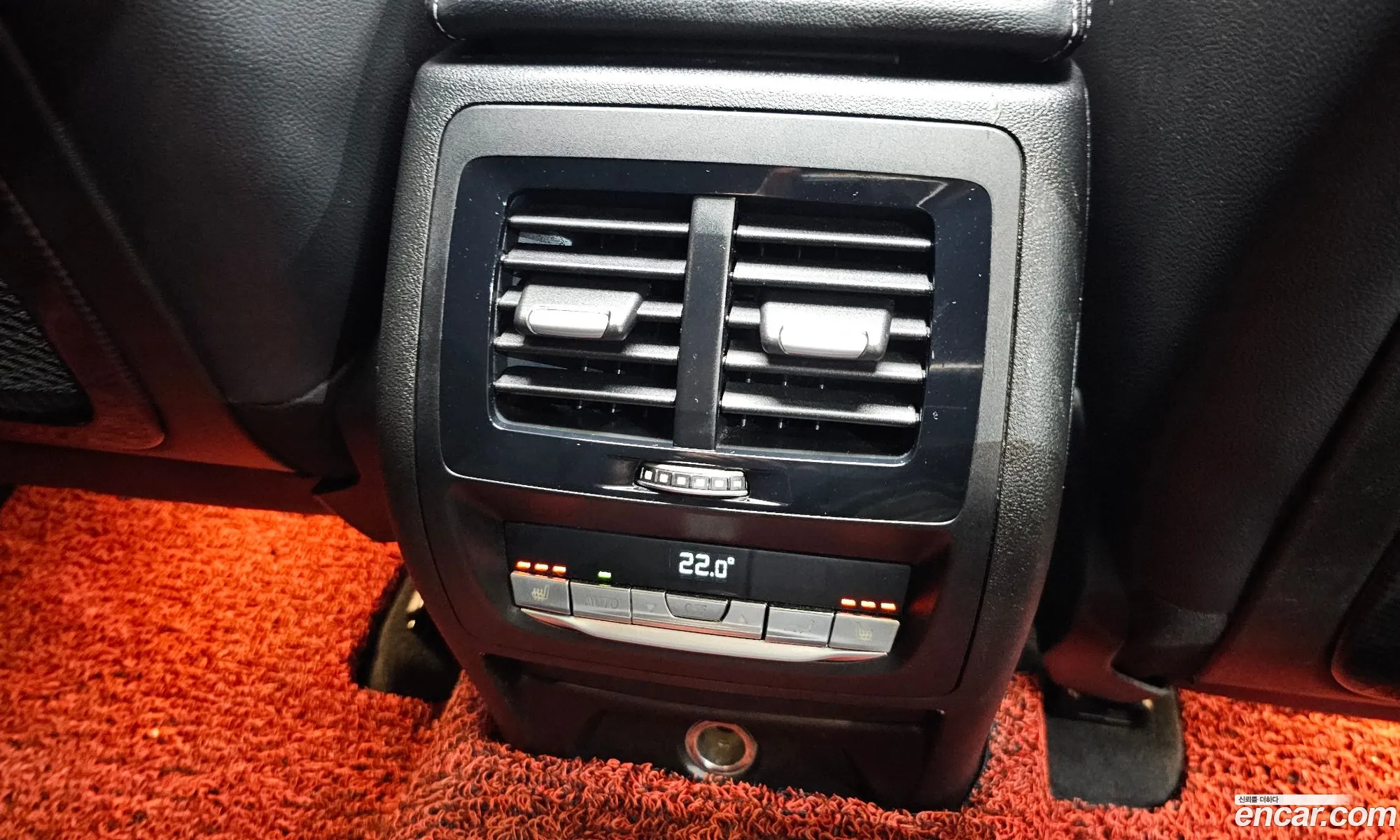 BMW X4 2018 WBAVJ7100KLA89838 — 9