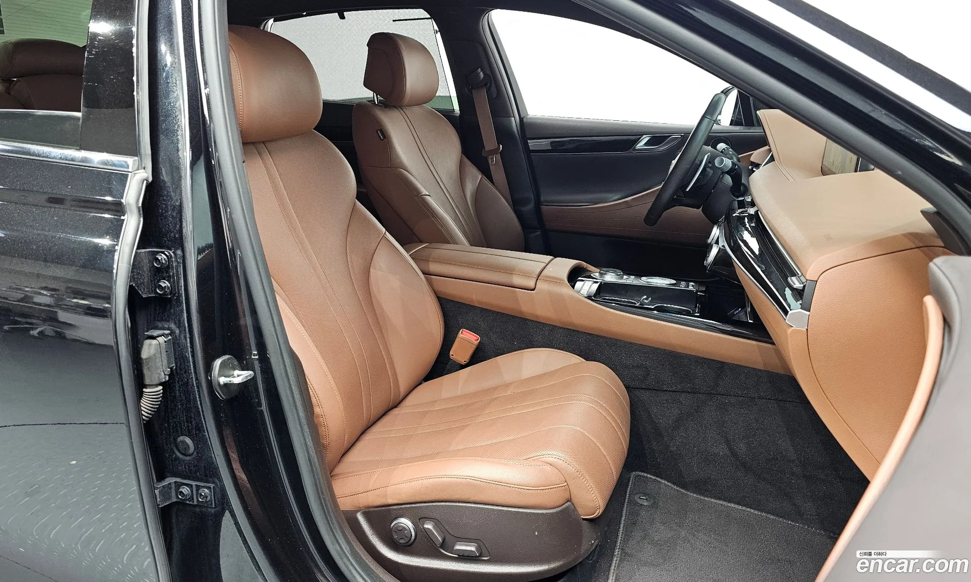 Genesis G80 2022 — 6
