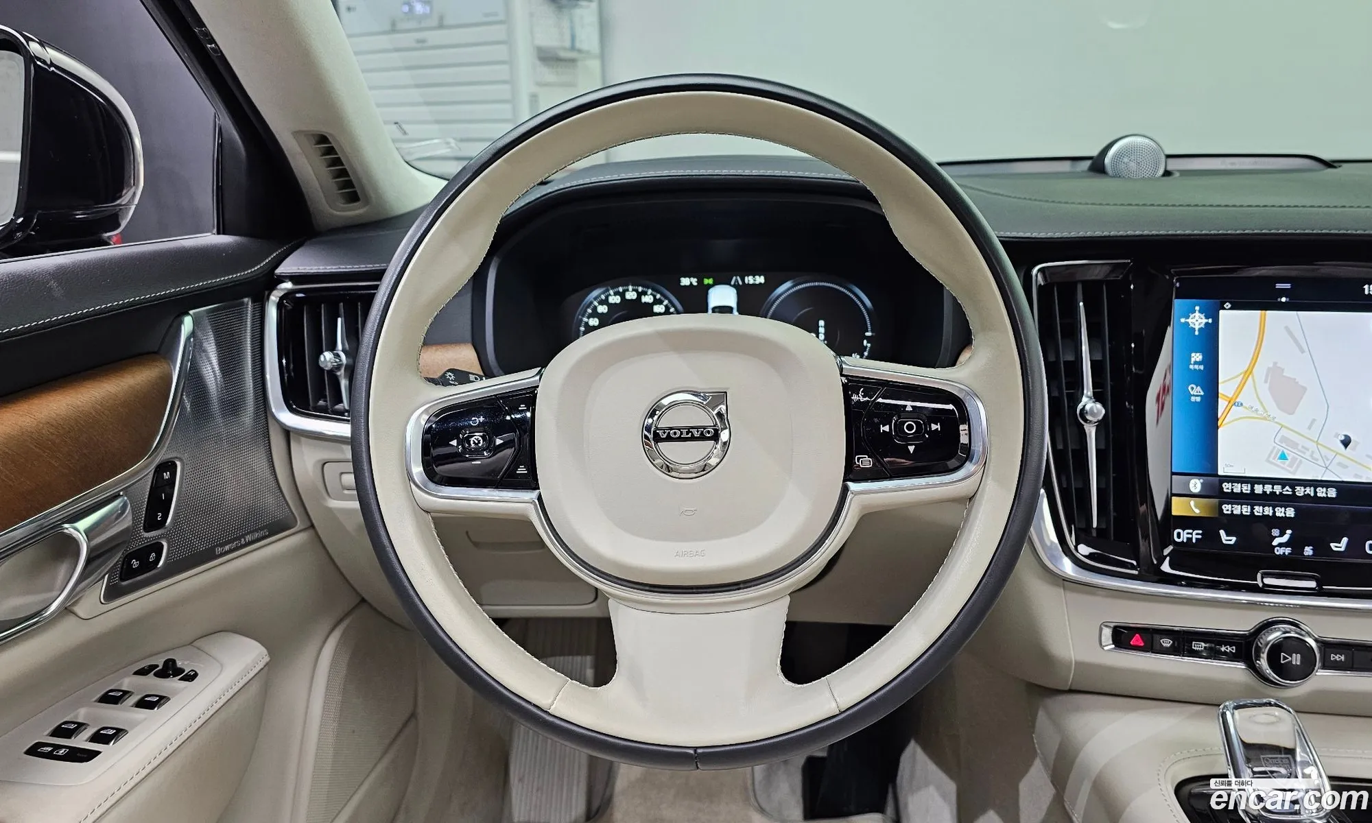 Volvo S90 2020 LVYPTBR0DLP147267 — 15