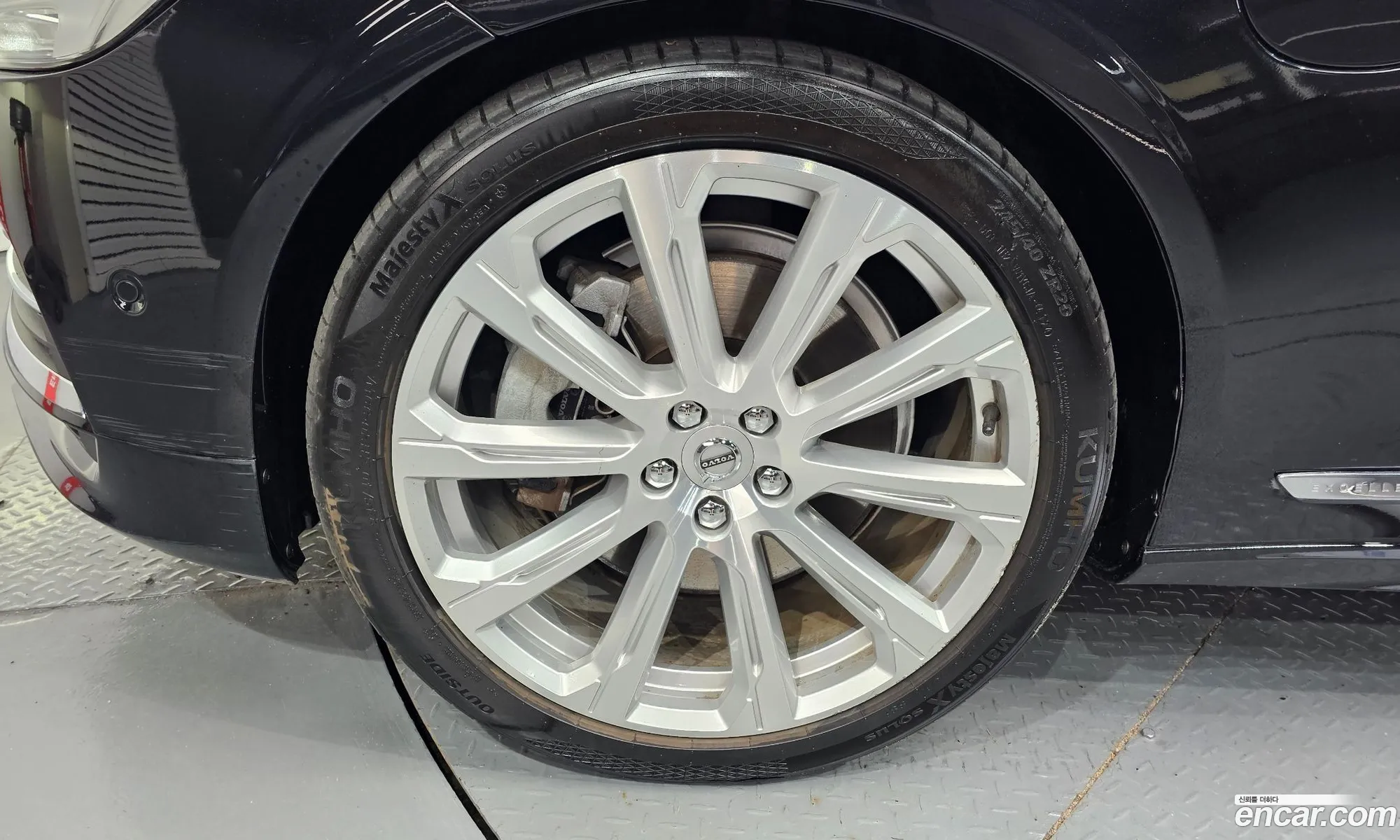 Volvo S90 2020 LVYPTBR0DLP147267 — 2