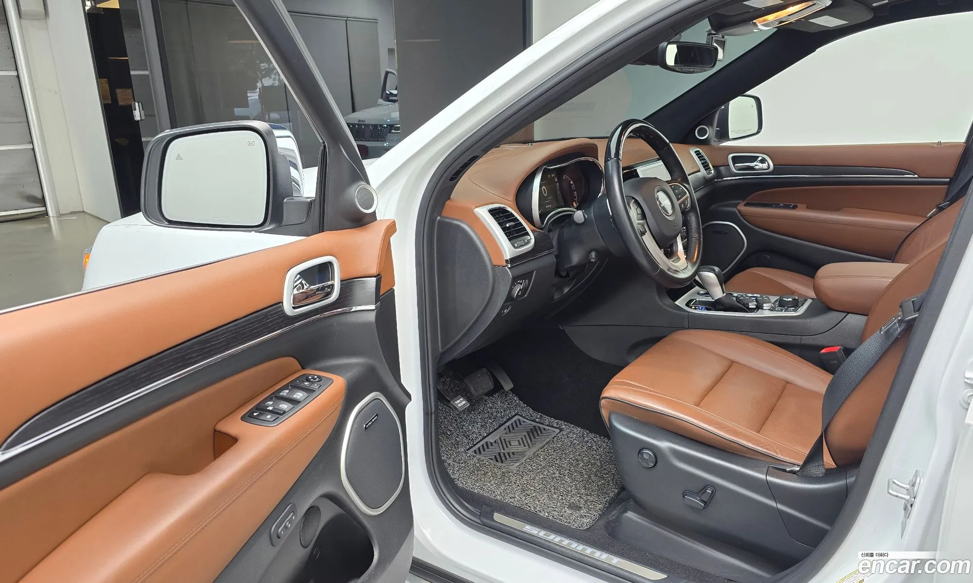 Jeep Grand Cherokee 2021 — 12