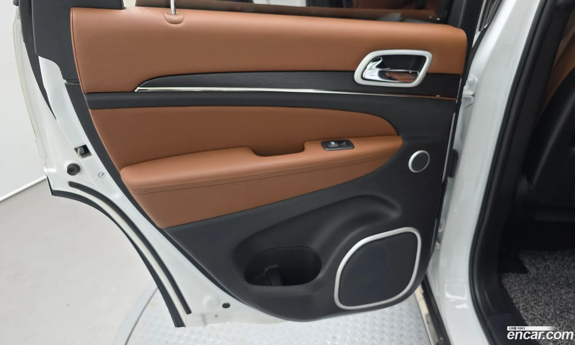 Jeep Grand Cherokee 2021 — 15
