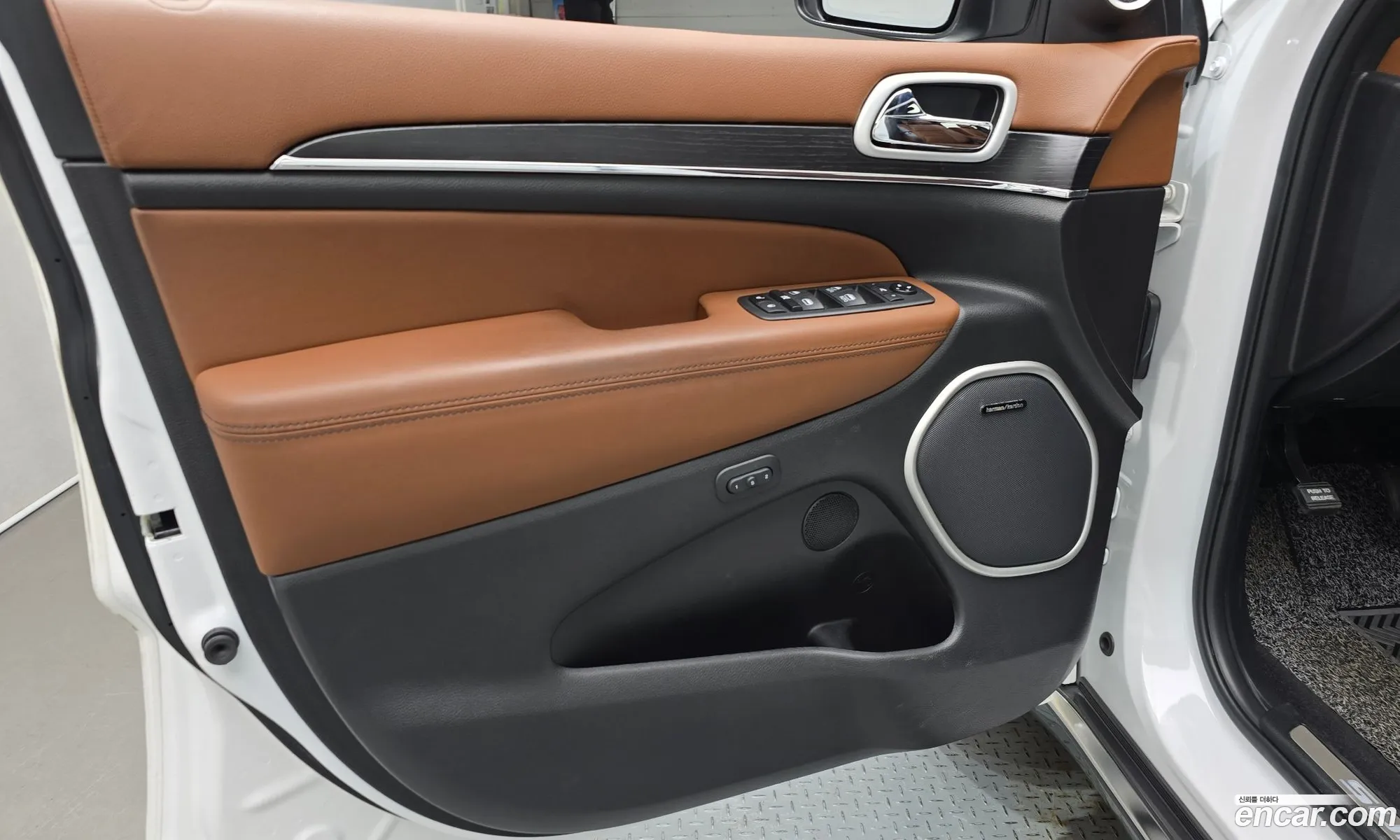 Jeep Grand Cherokee 2021 — 9