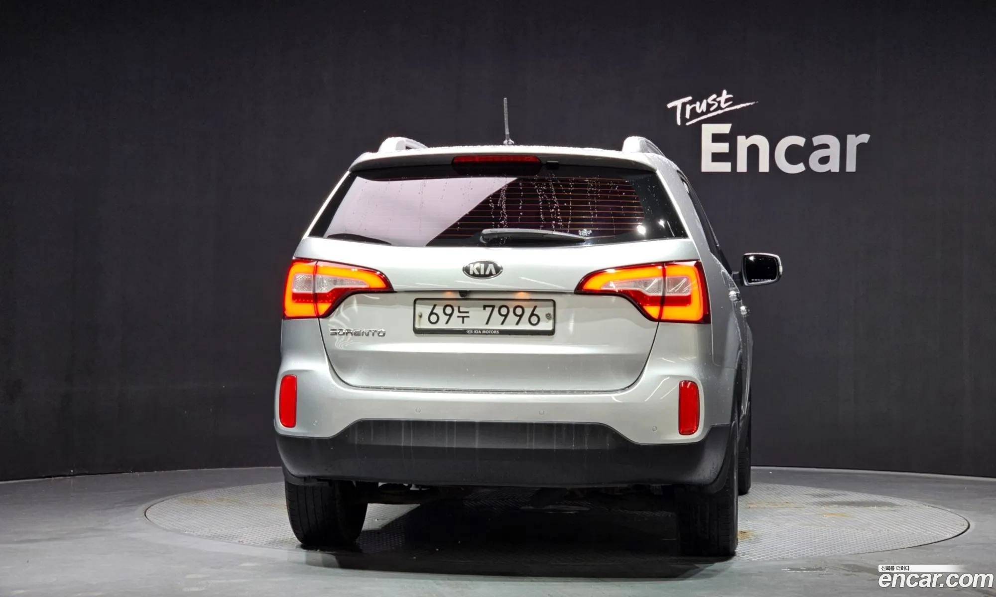 Kia Sorento R 2013 — 13