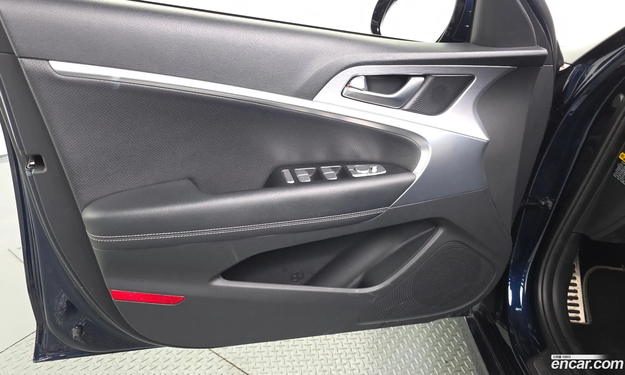 Genesis G70 2019 — 26