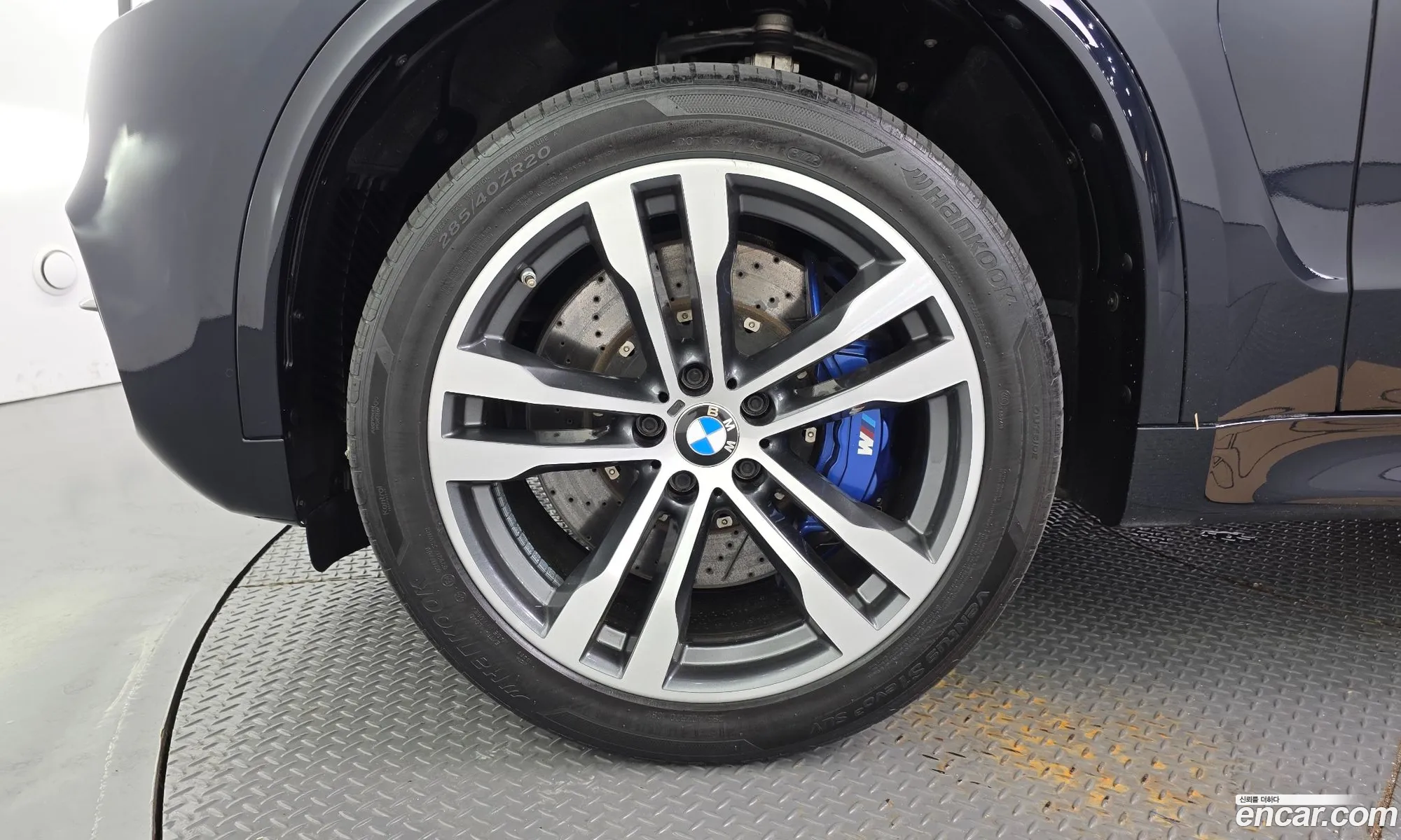 BMW X5 2018 — 15