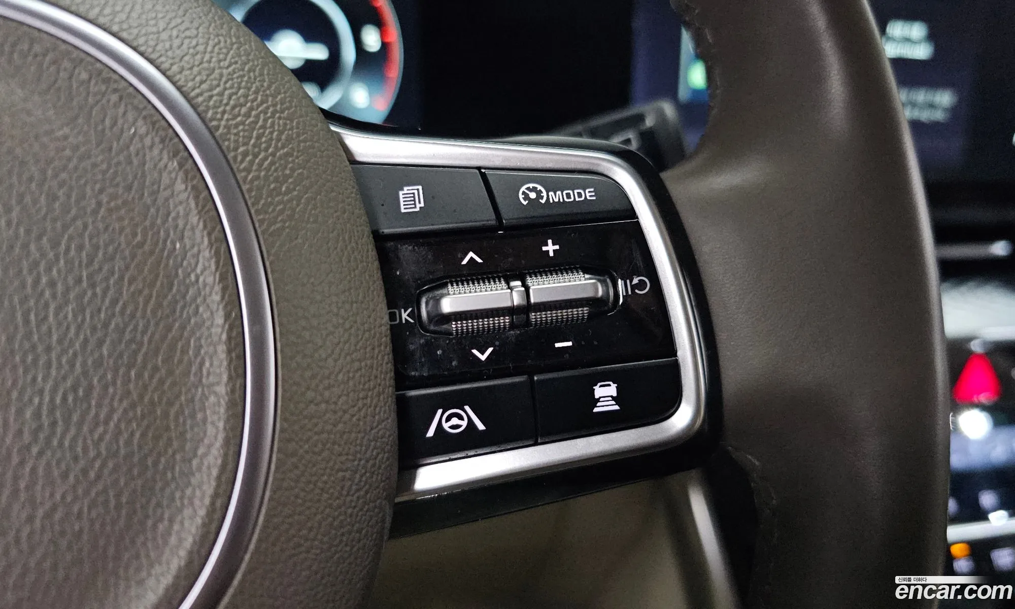 Kia Carnival 2023 — 31