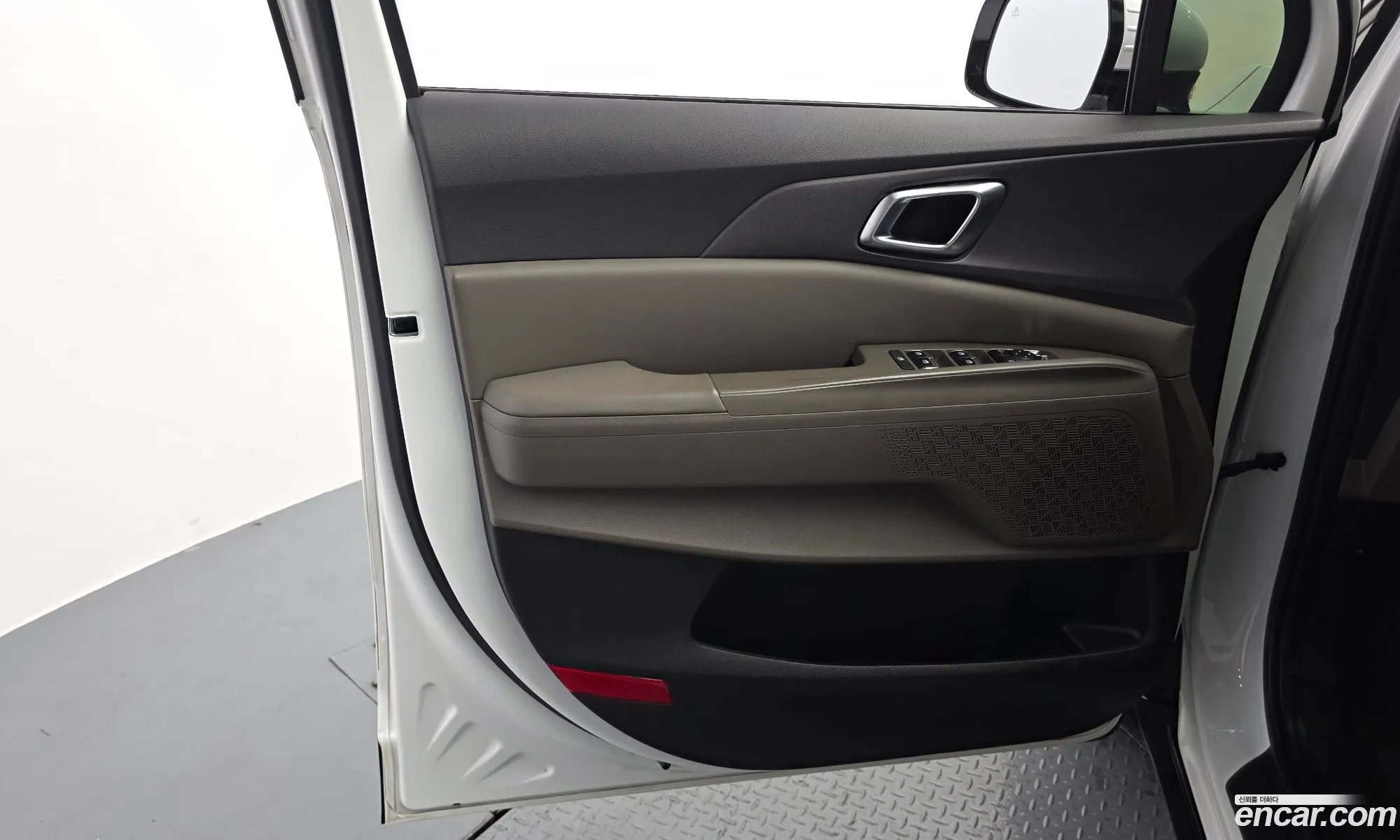 Kia Carnival 2025 — 6