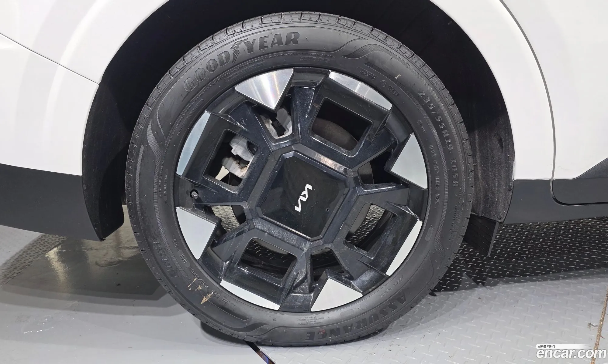 Kia Carnival 2025 — 10