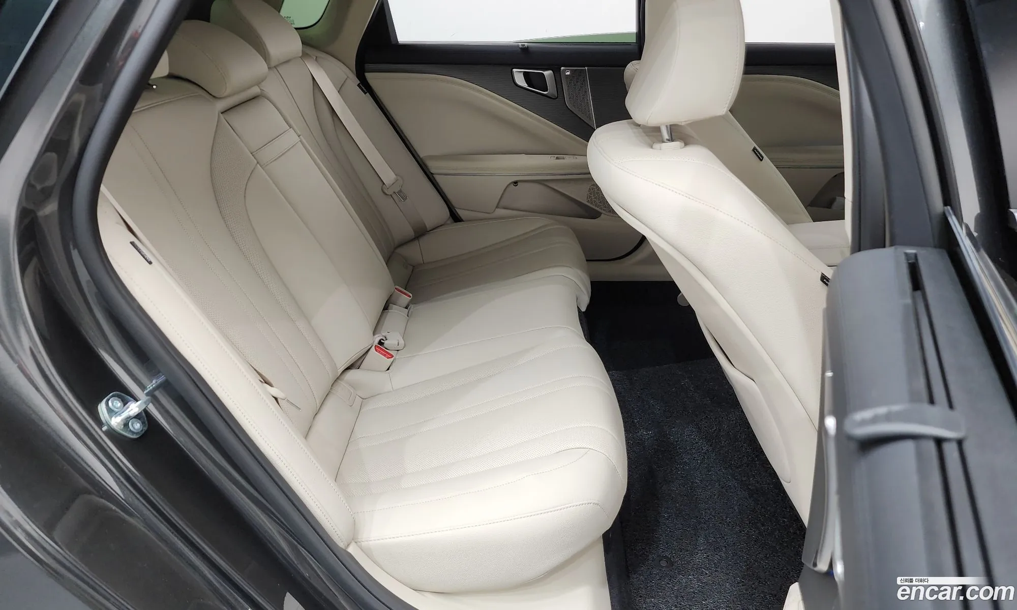 Kia K8 Hybrid 2026 — 11